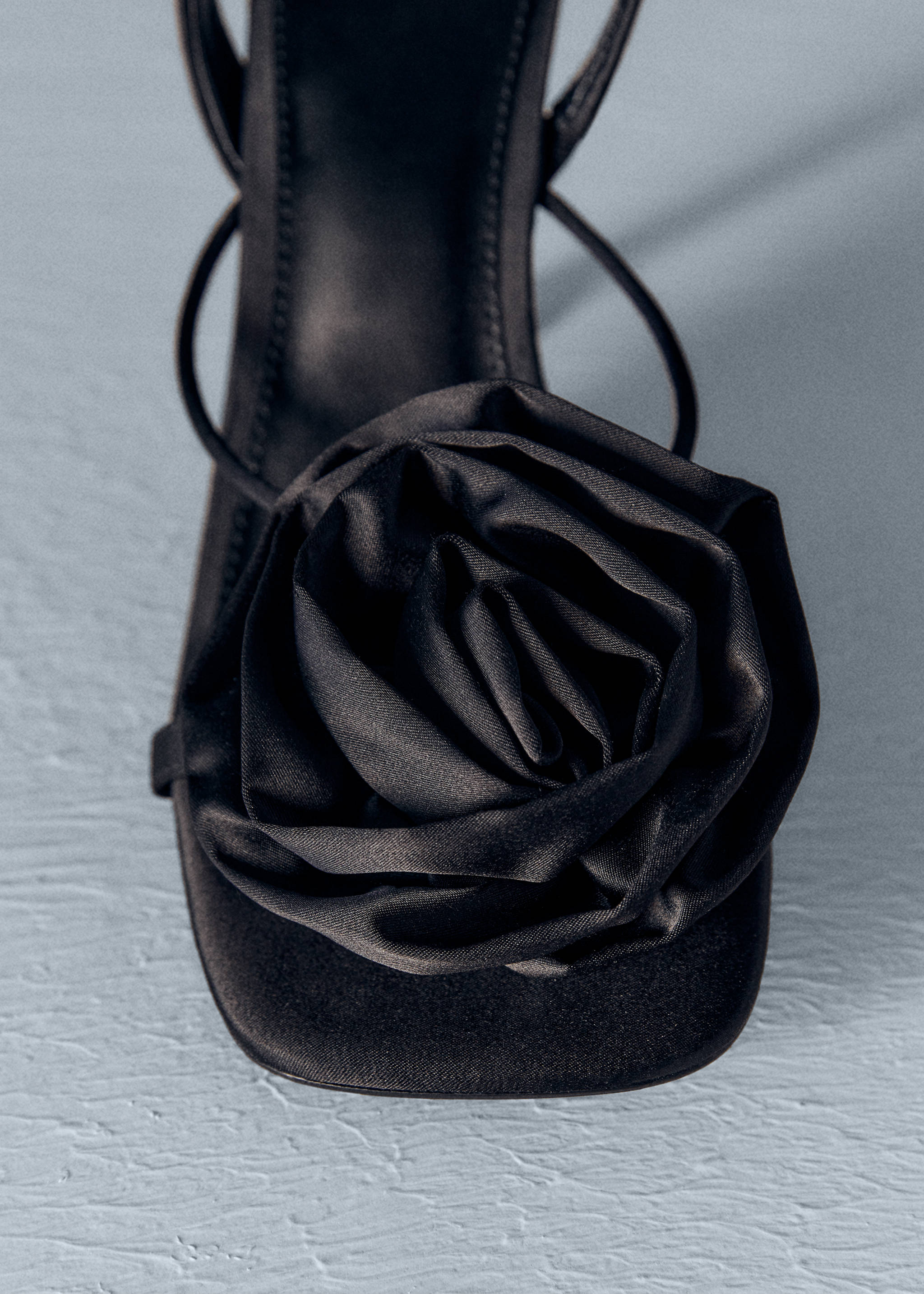 Maxi flower heeled sandal - Details of the article 3