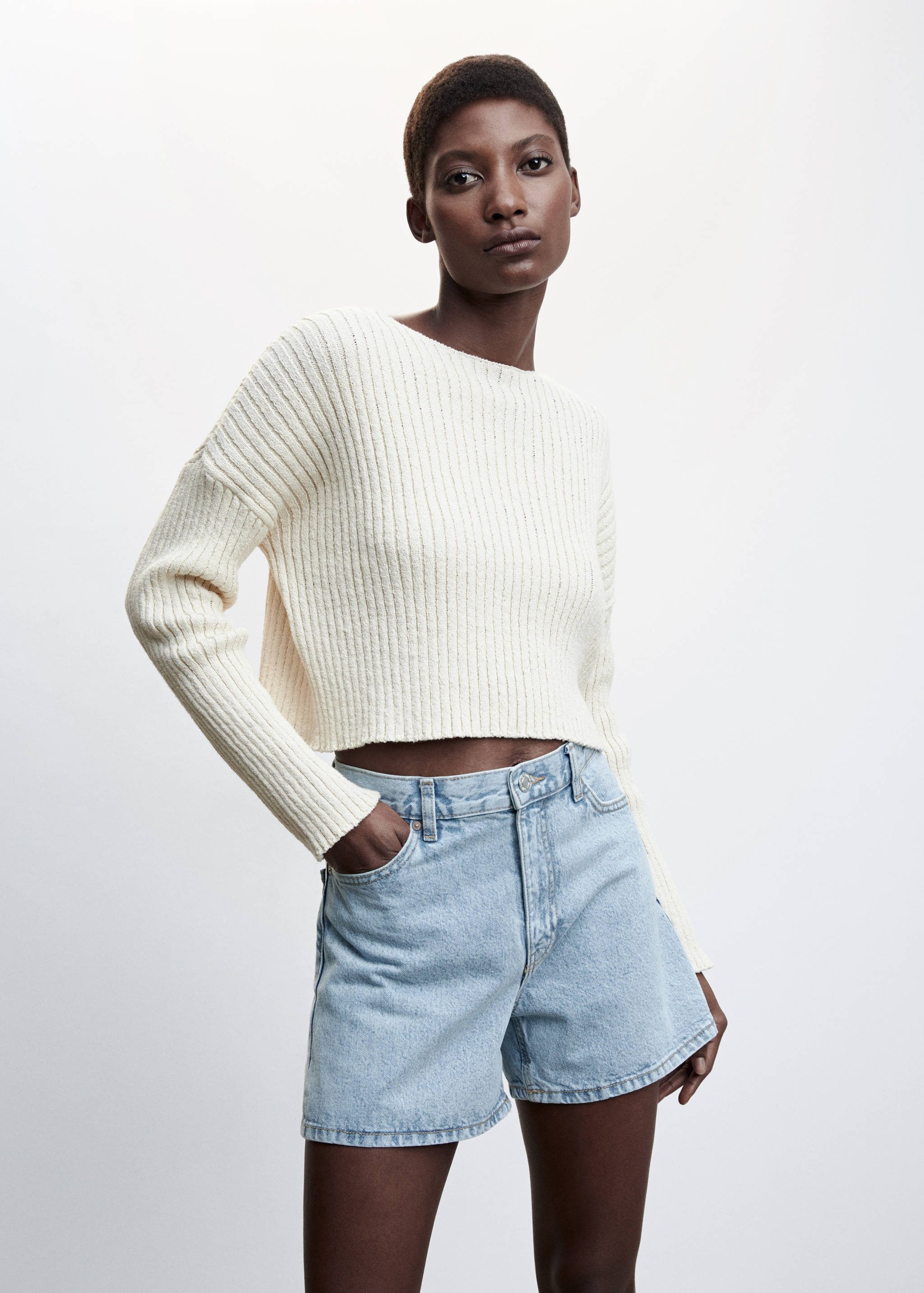 High-rise denim shorts - Details of the article 1