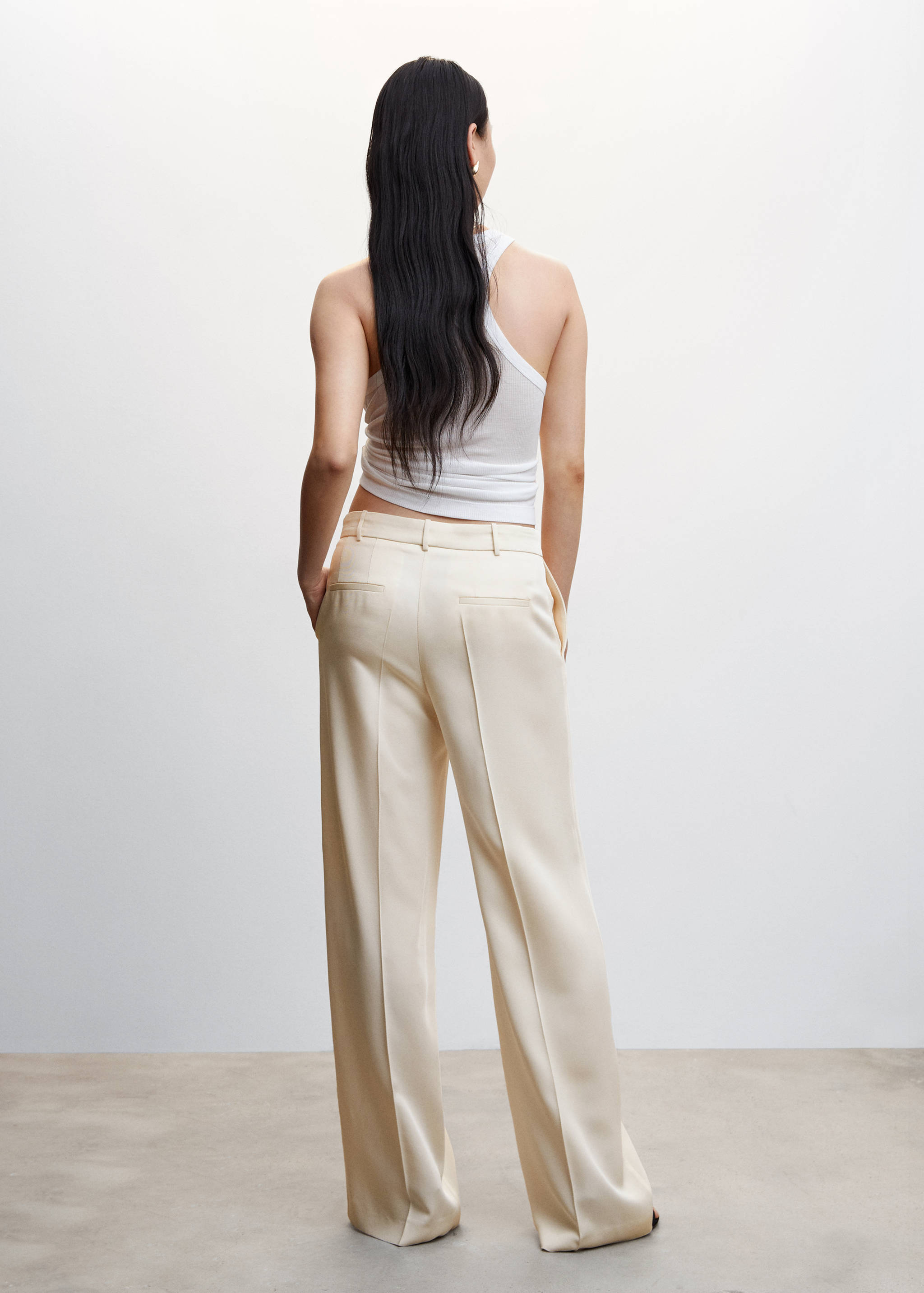 Wideleg pleated trousers - Reverse of the article