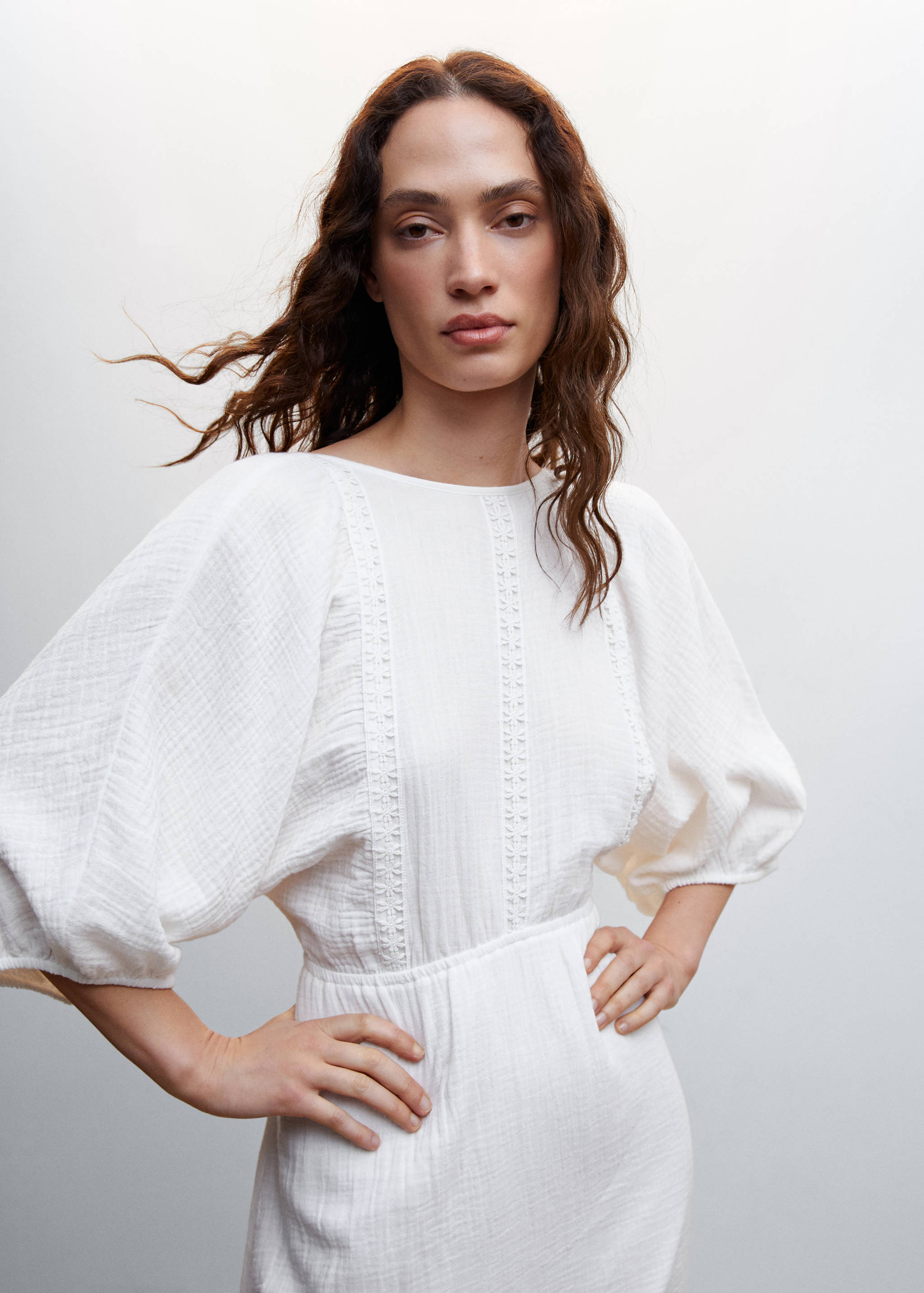 Cotton dress with rear bow - Details of the article 1