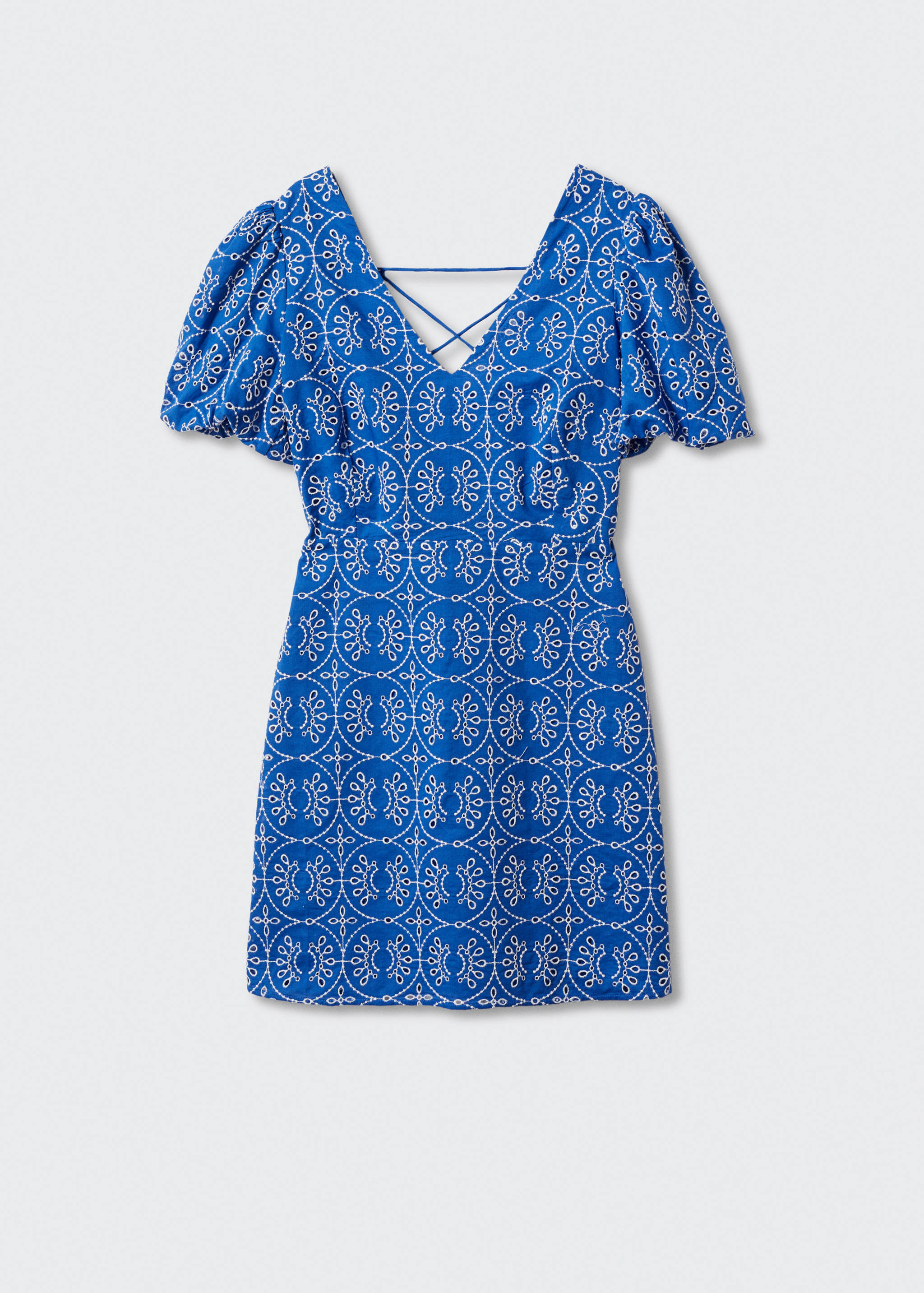 Robe brodée dos nu - Article sans modèle