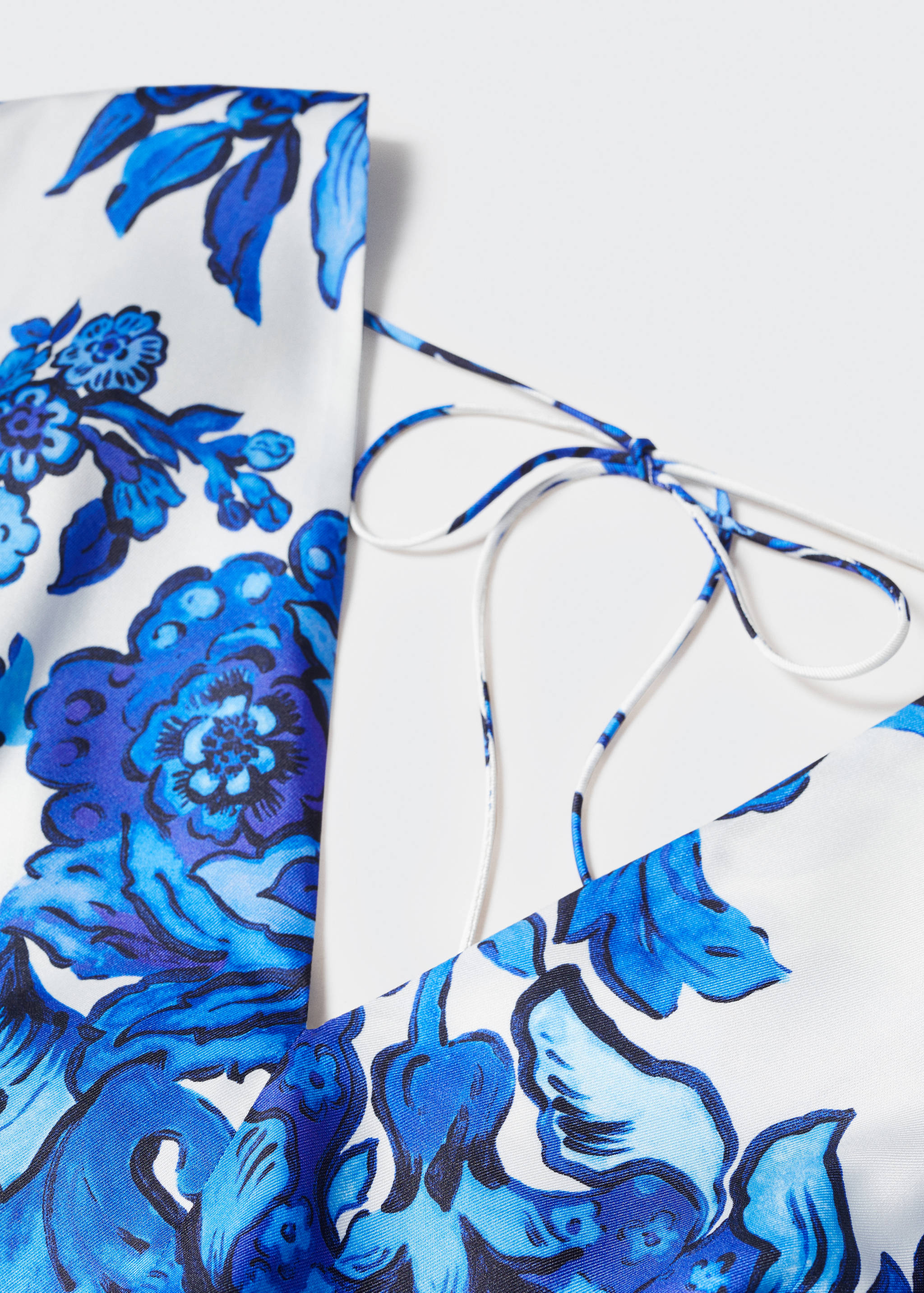 Mono crop floral - Detalle del artículo 8