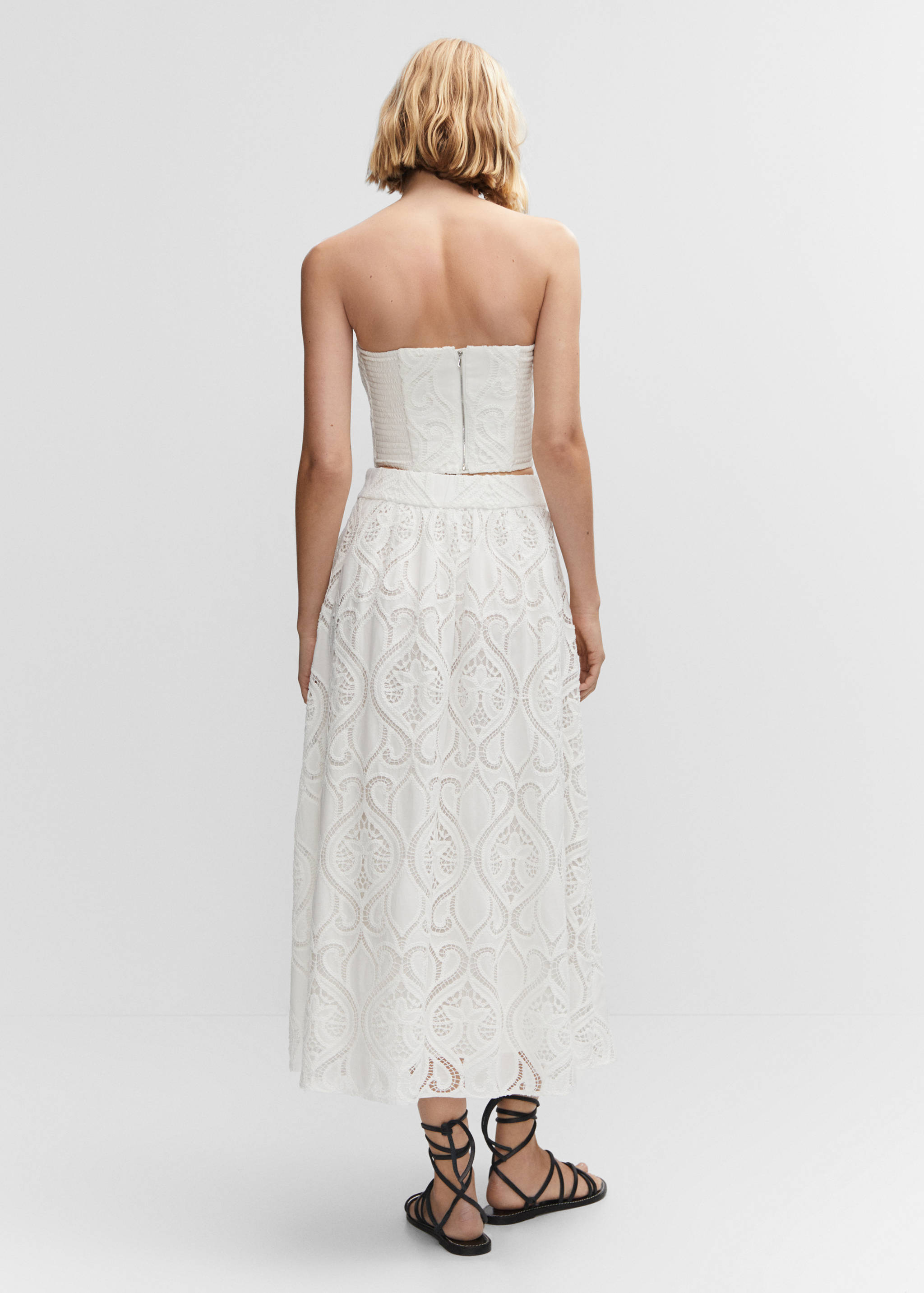 Embroidered corset top - Reverse of the article