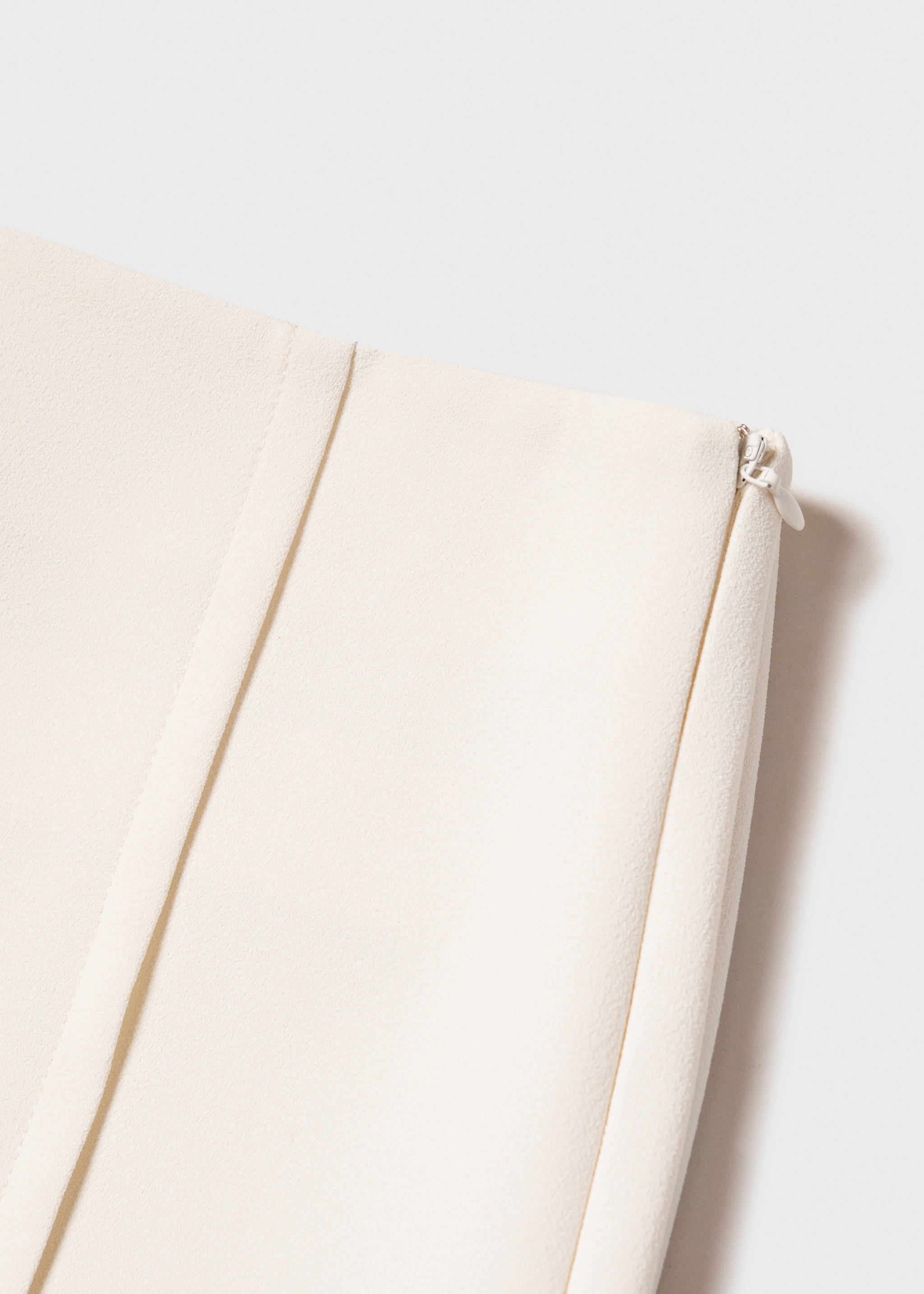 High-waist straight shorts - Details of the article 8