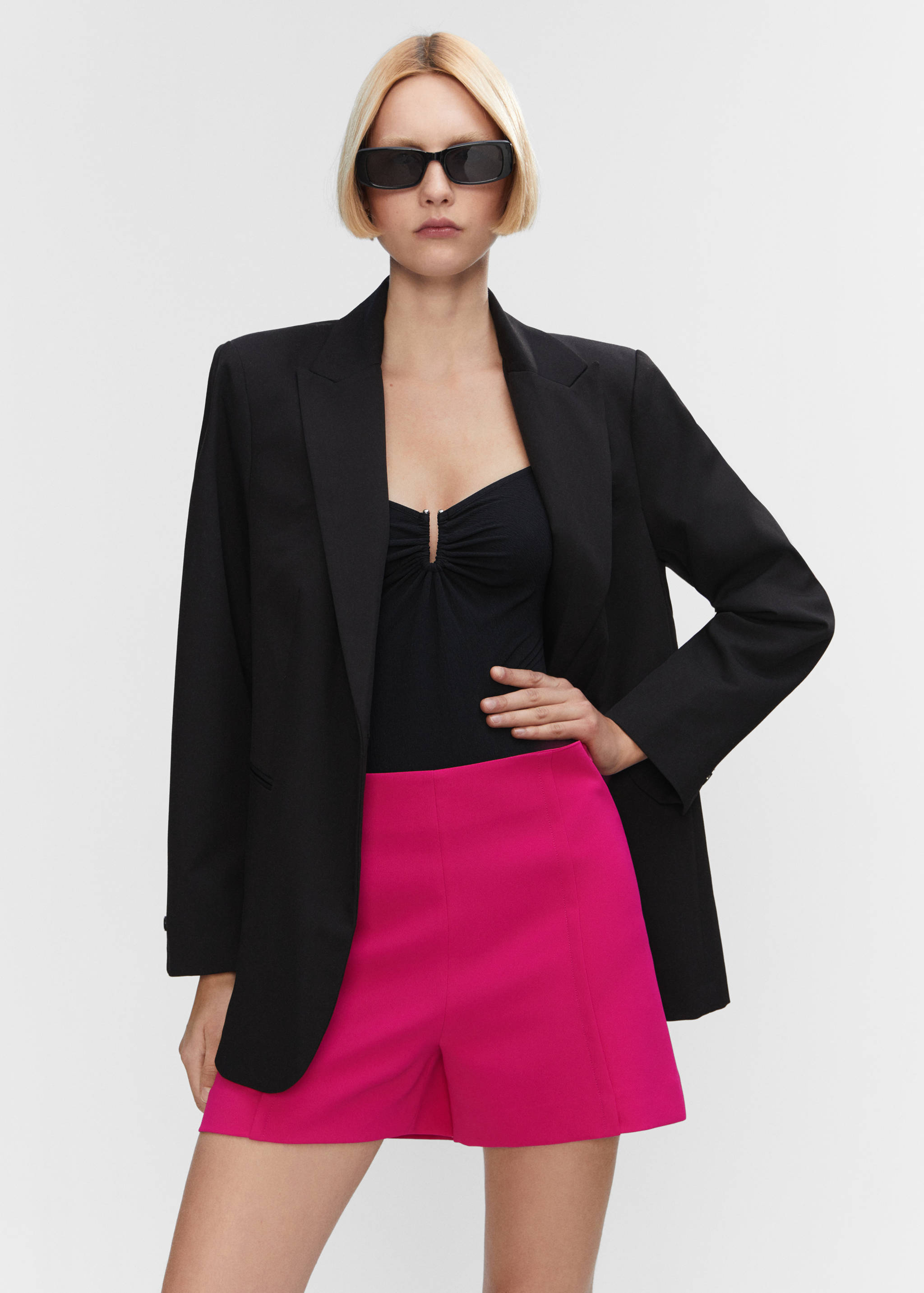 High-waist straight shorts - Medium plane