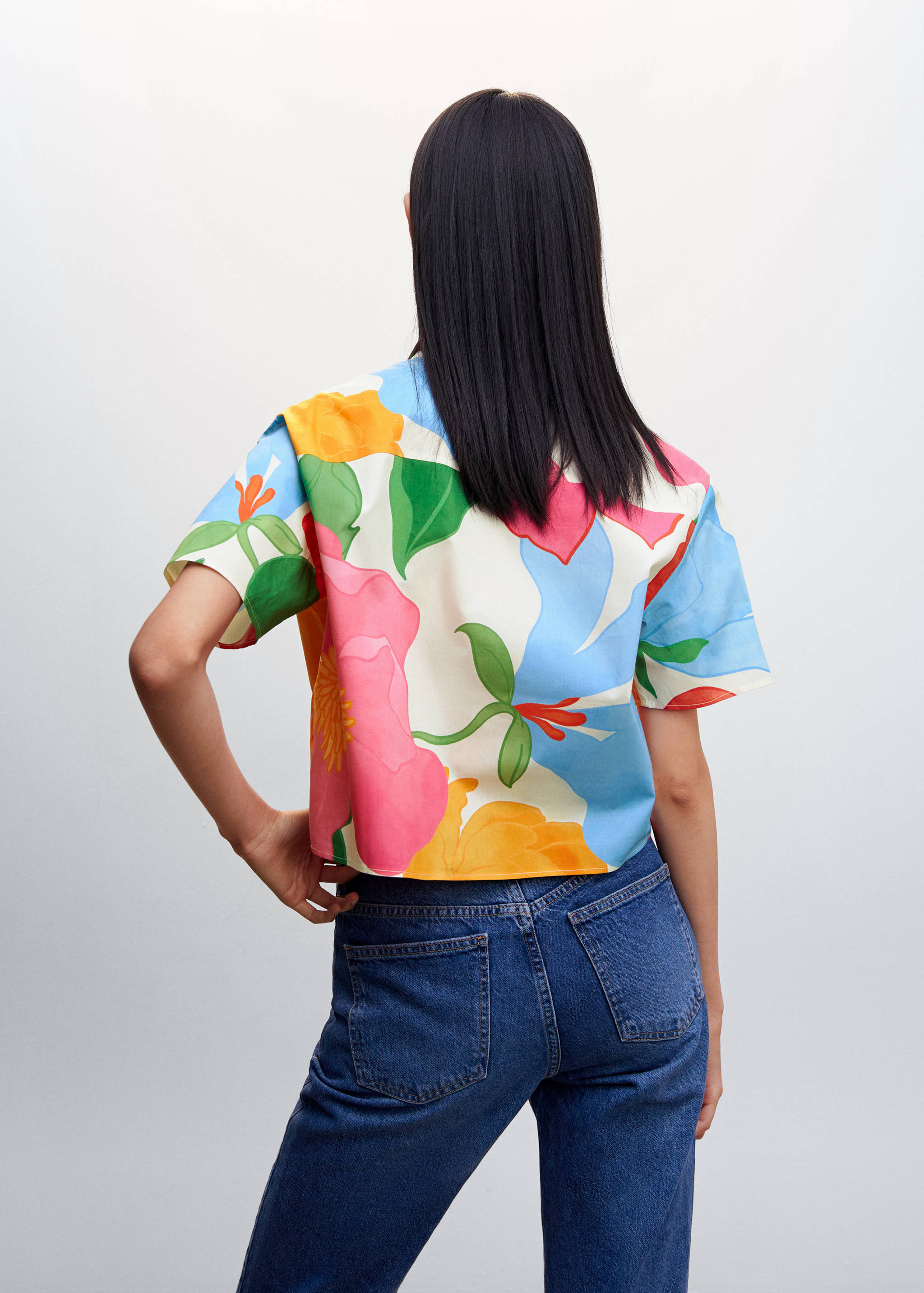 Cotton flower shirt - Reverse of the article