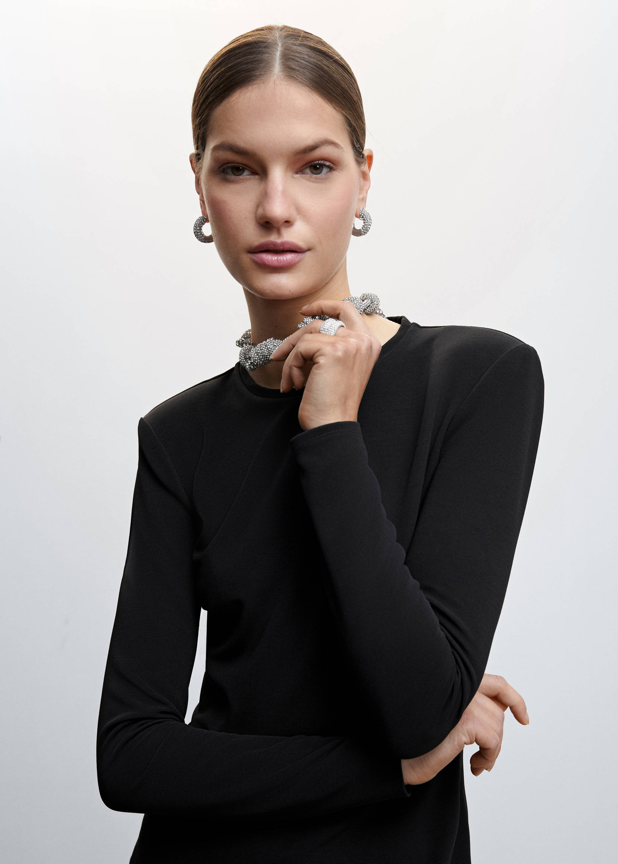 فستان قصير بحمالات كتف - تفاصيل المنتج 1