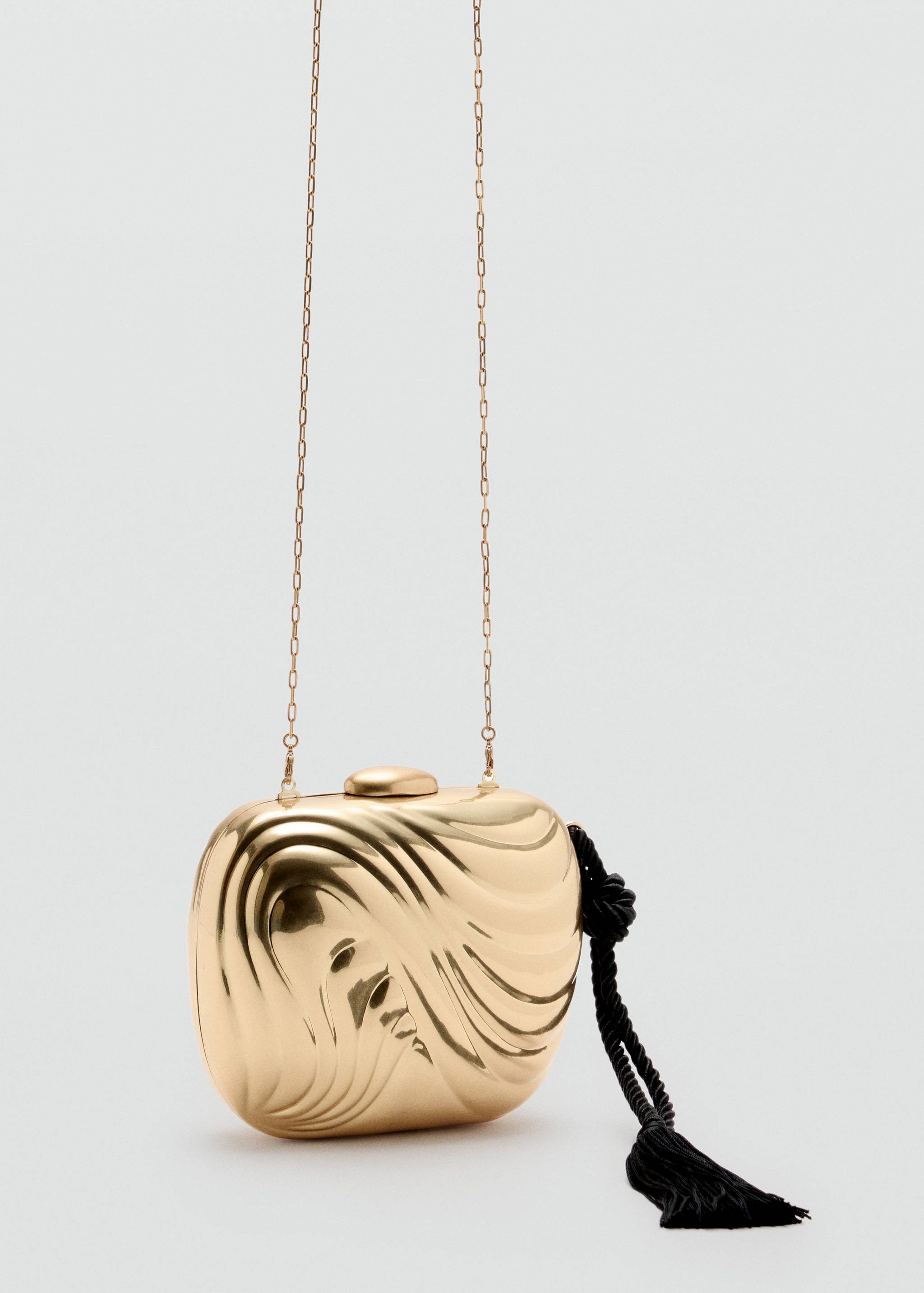 Sac pochette métal - Plan moyen
