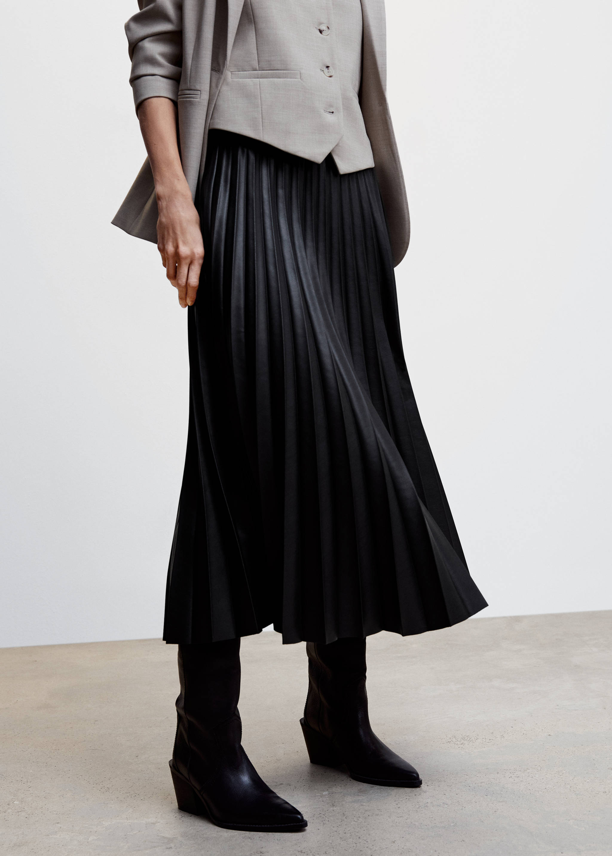 Faux-leather pleated skirt - Medium plane