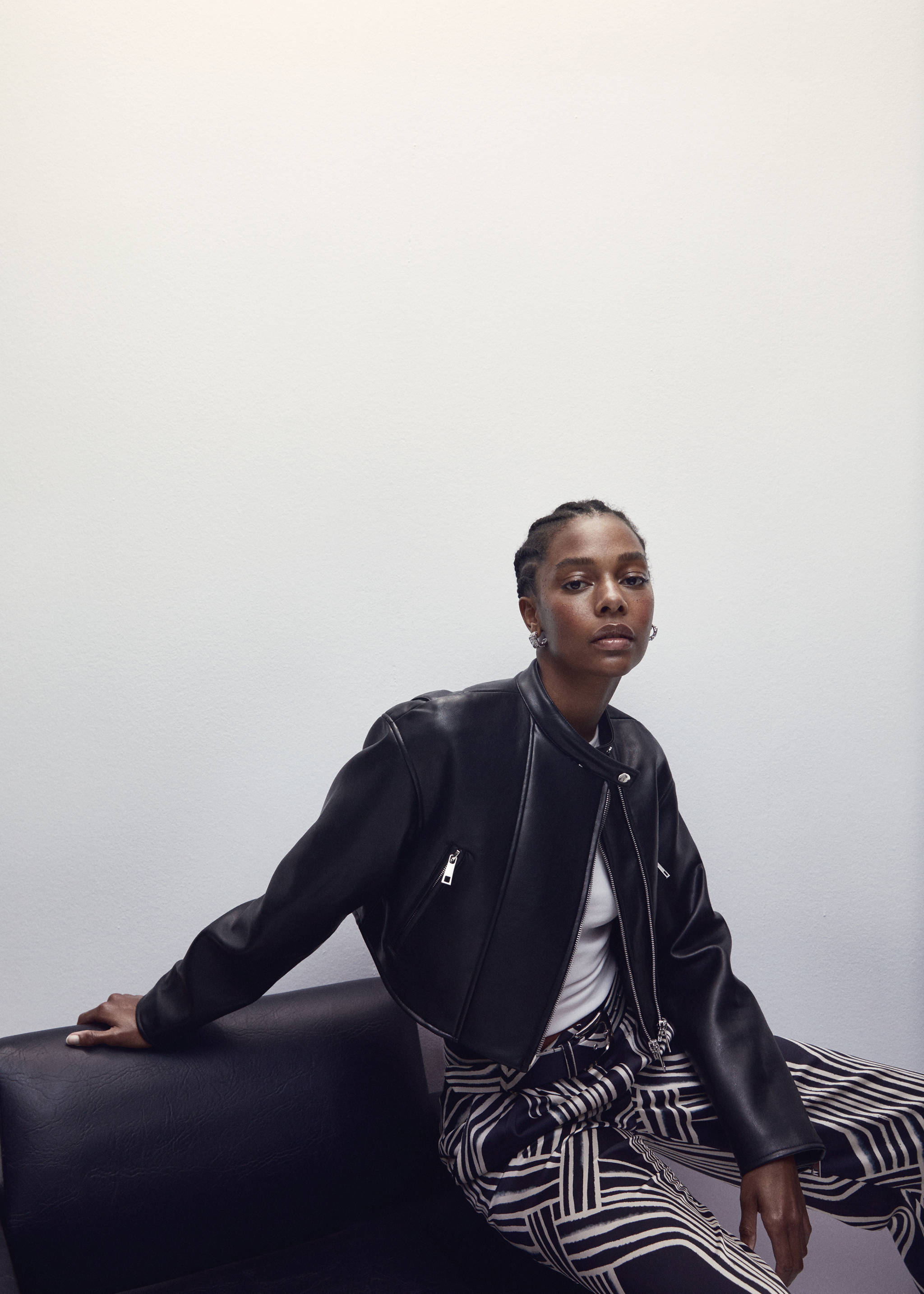 Leather-effect biker jacket - Details of the article 9