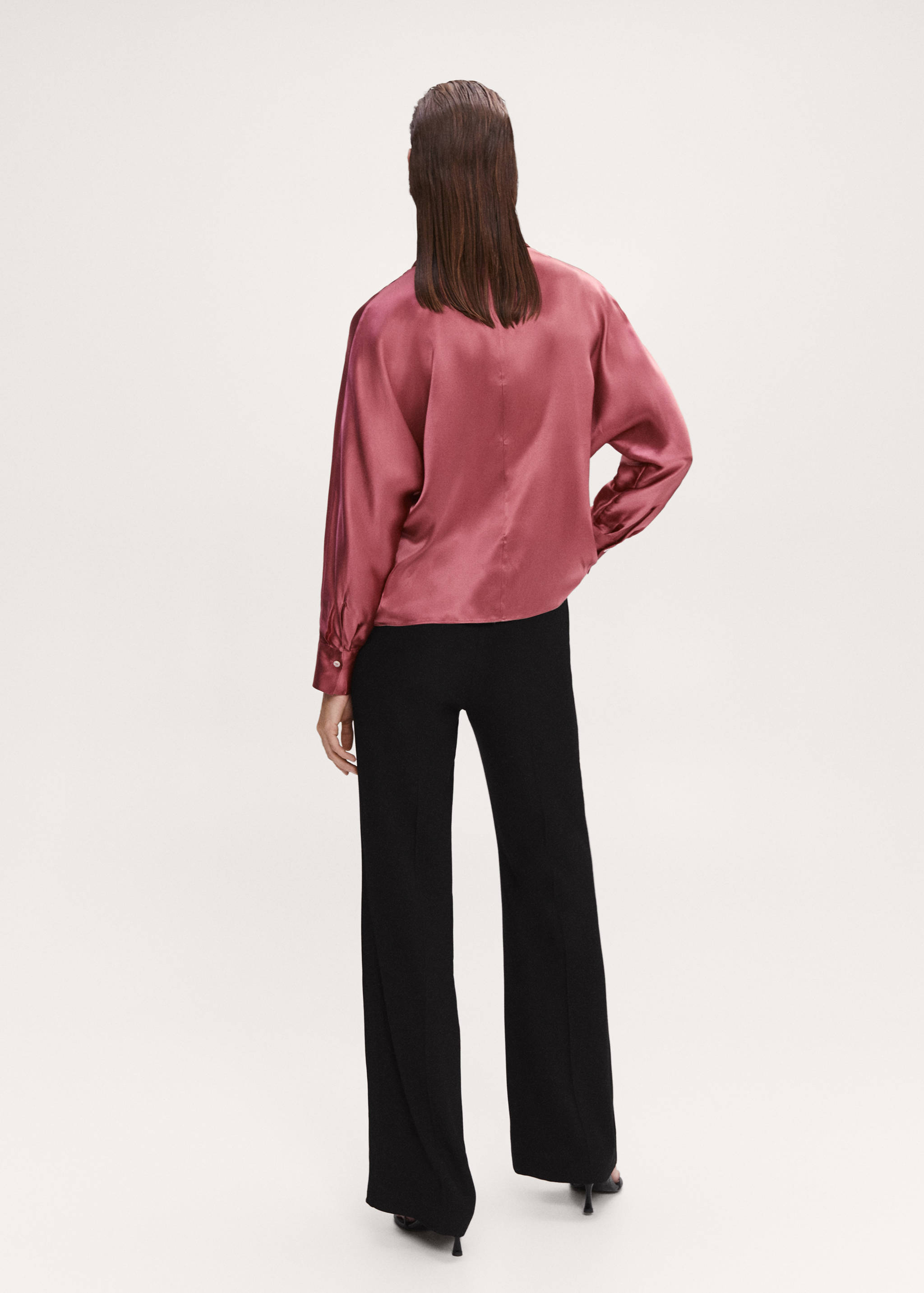 100% silk shirt - Reverse of the article