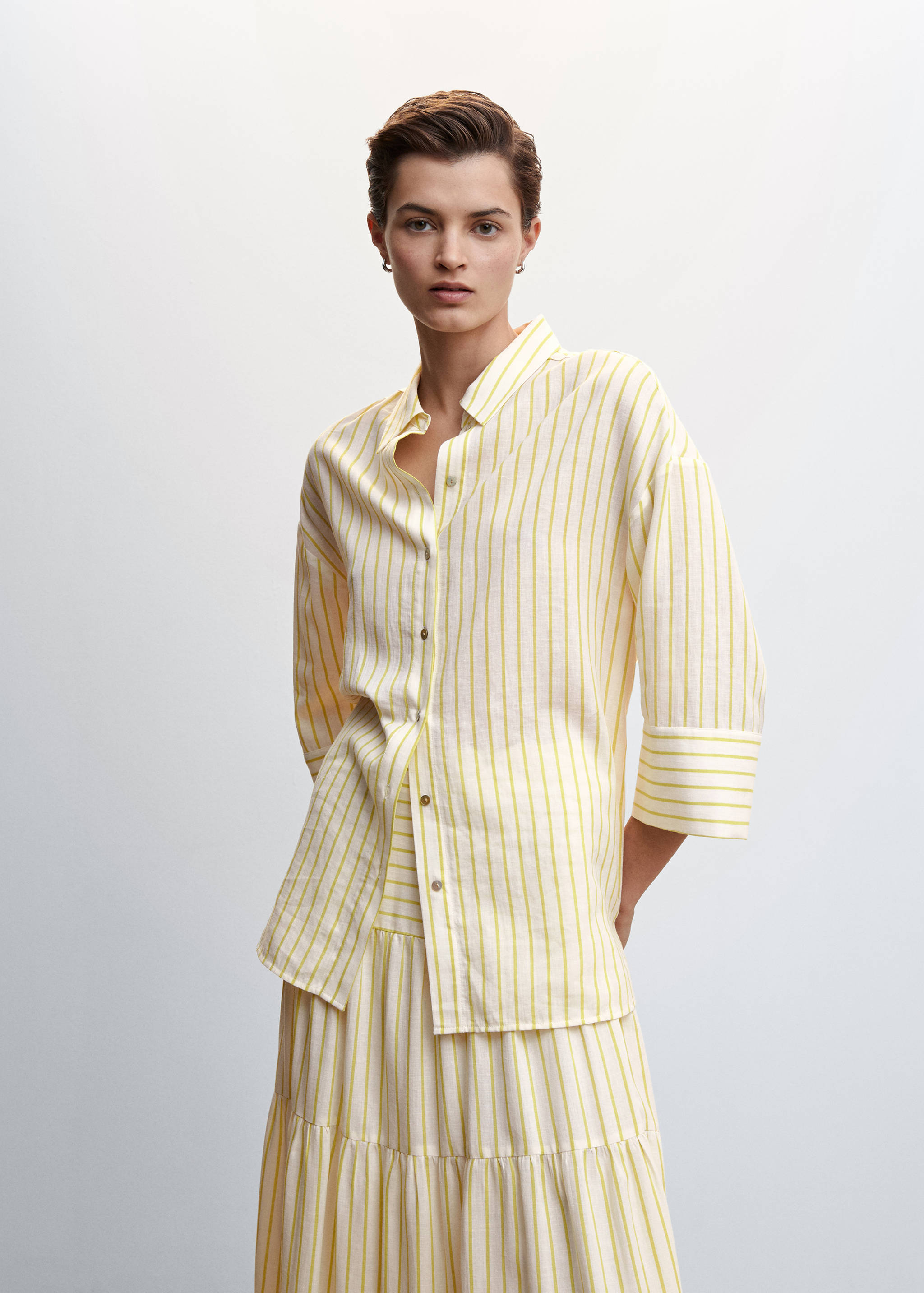 Chemise oversize - Plan moyen