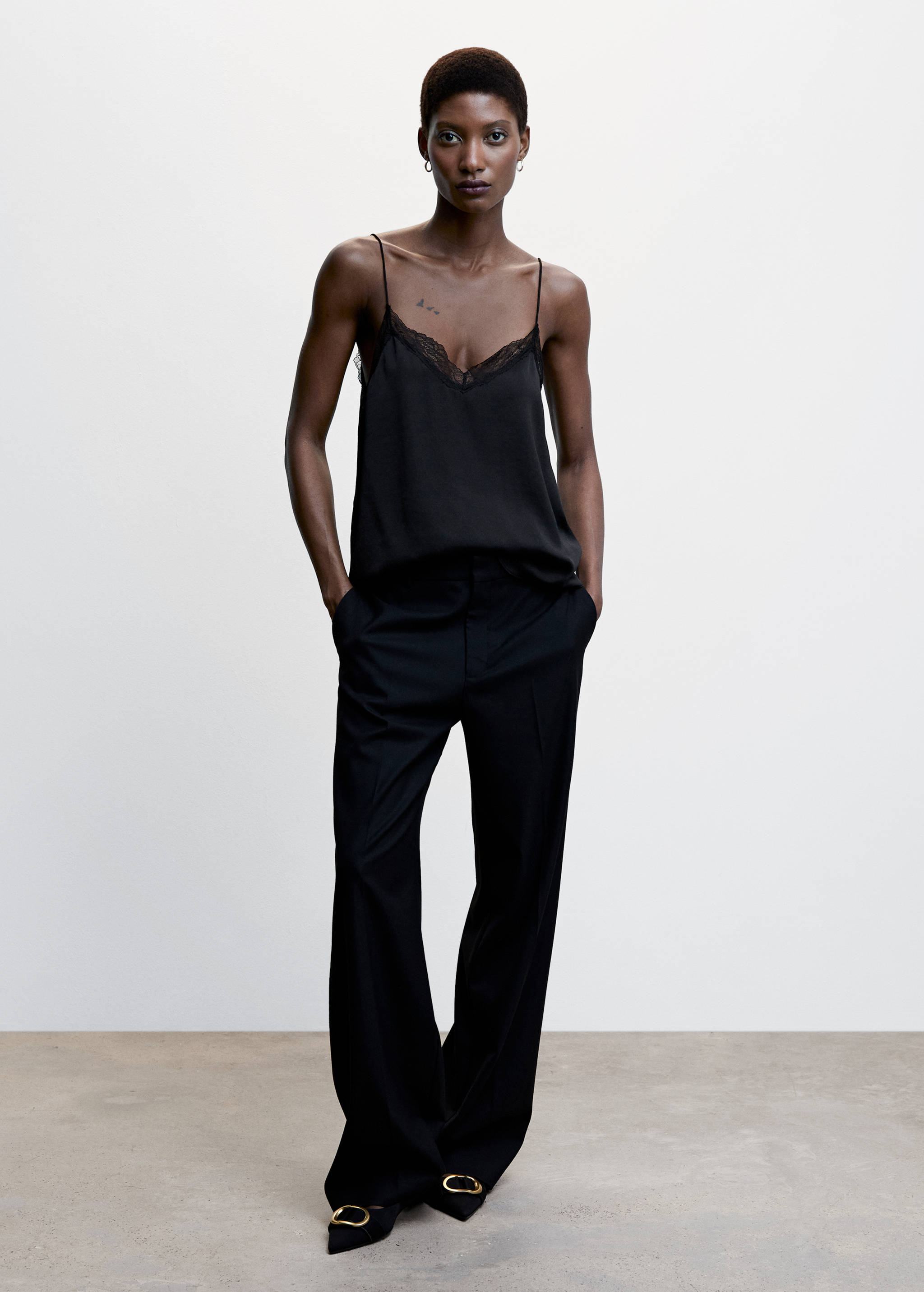 ثوب علوي طراز ثوب داخلي تطريز - رؤية عامة