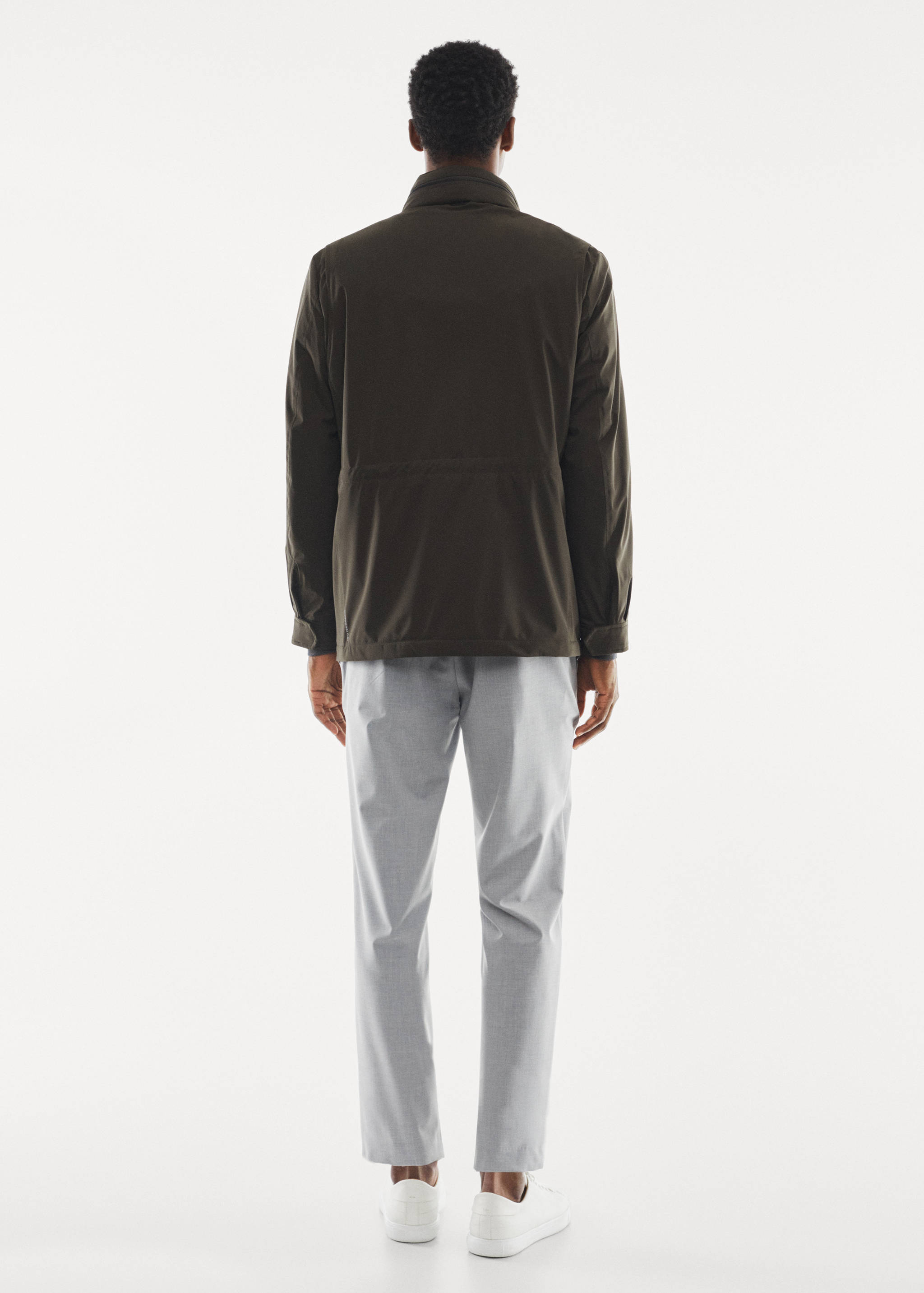 Military water-repellent jacket - Reverse of the article