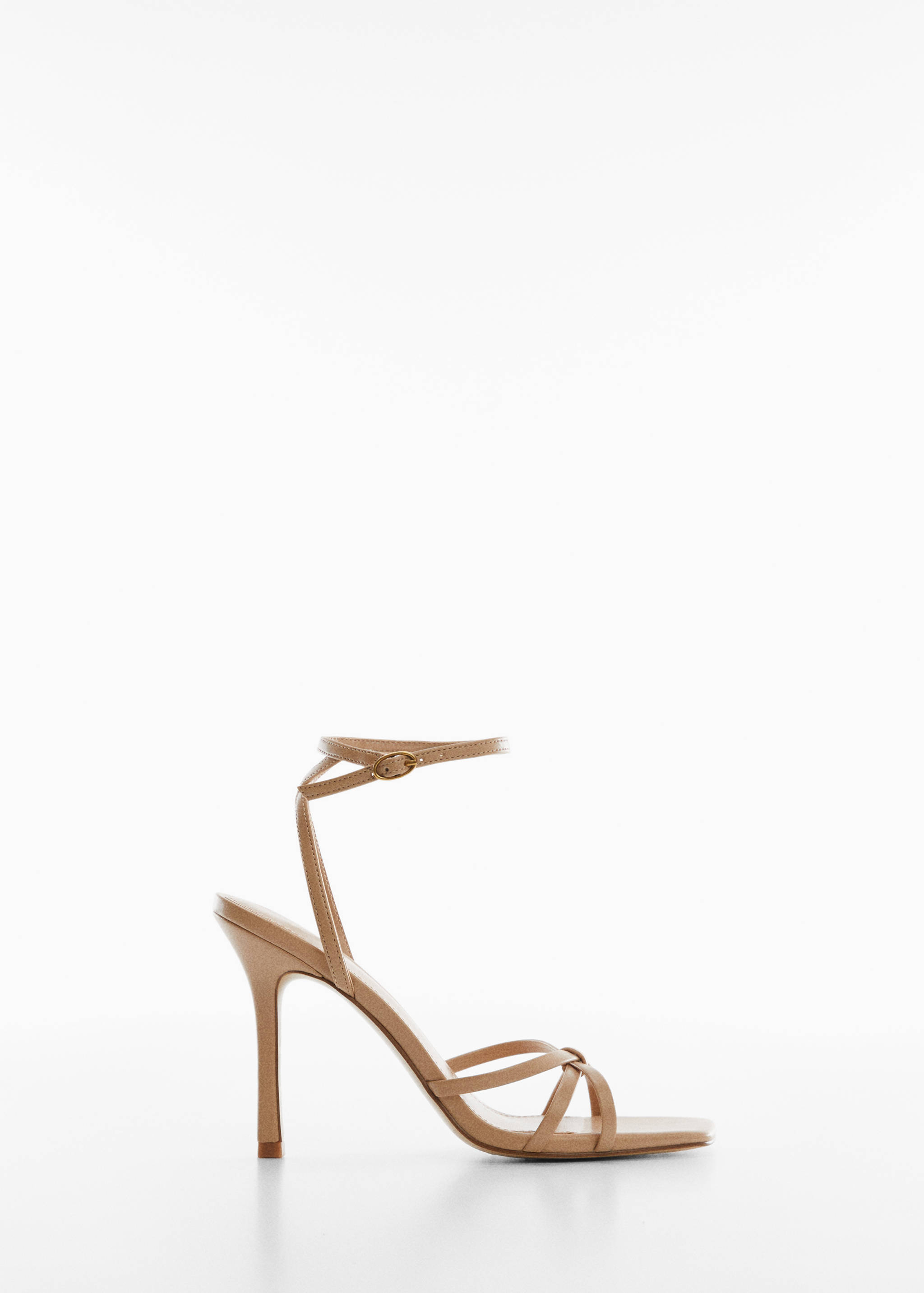 Босоножки на каблуке с ремешками - Изделие без модели