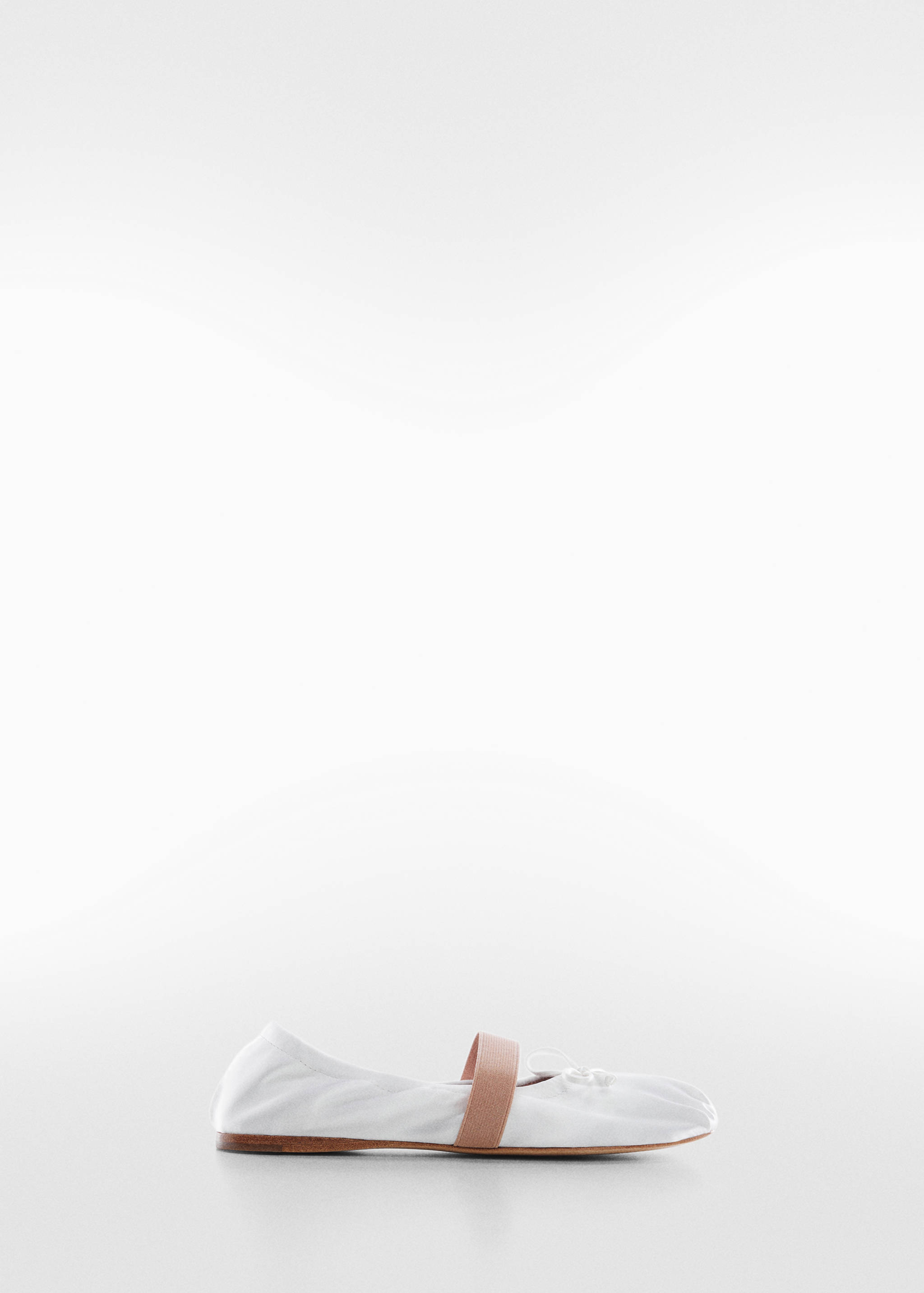 Elastic satin ballet flats - Article without model