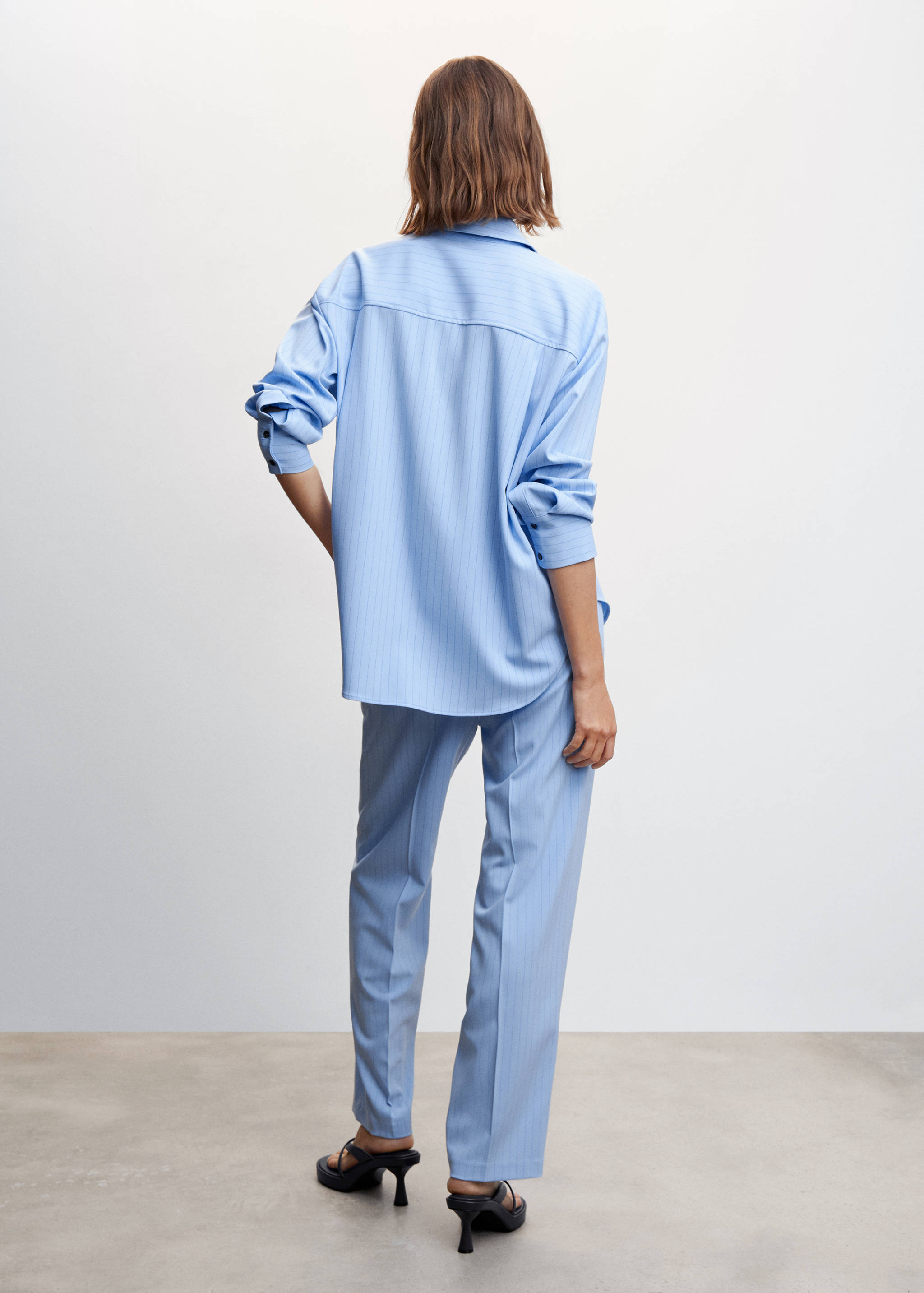 Pinstripe shirt - Reverse of the article