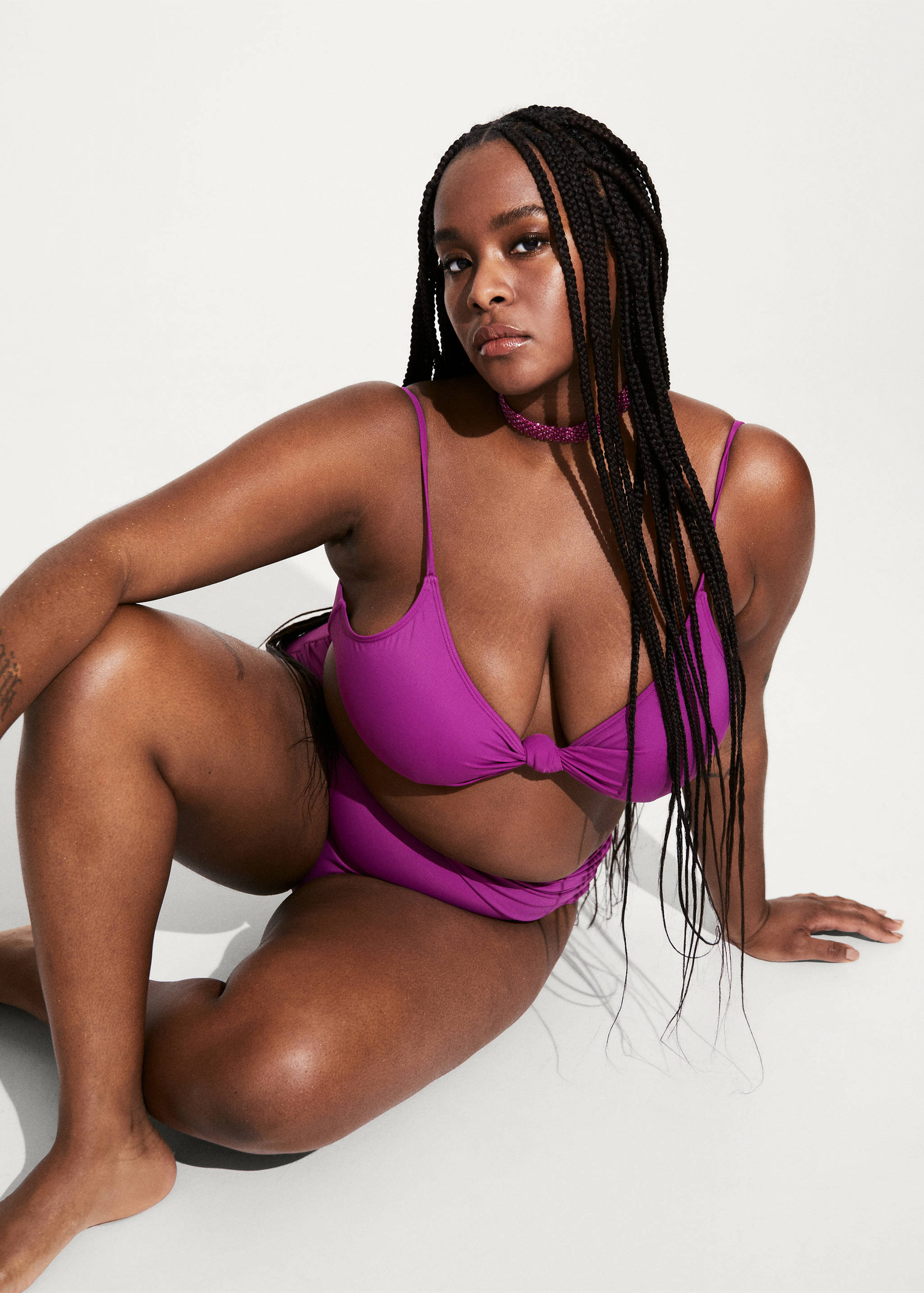 Góra od bikini z węzłem - Szczegóły artykułu 6