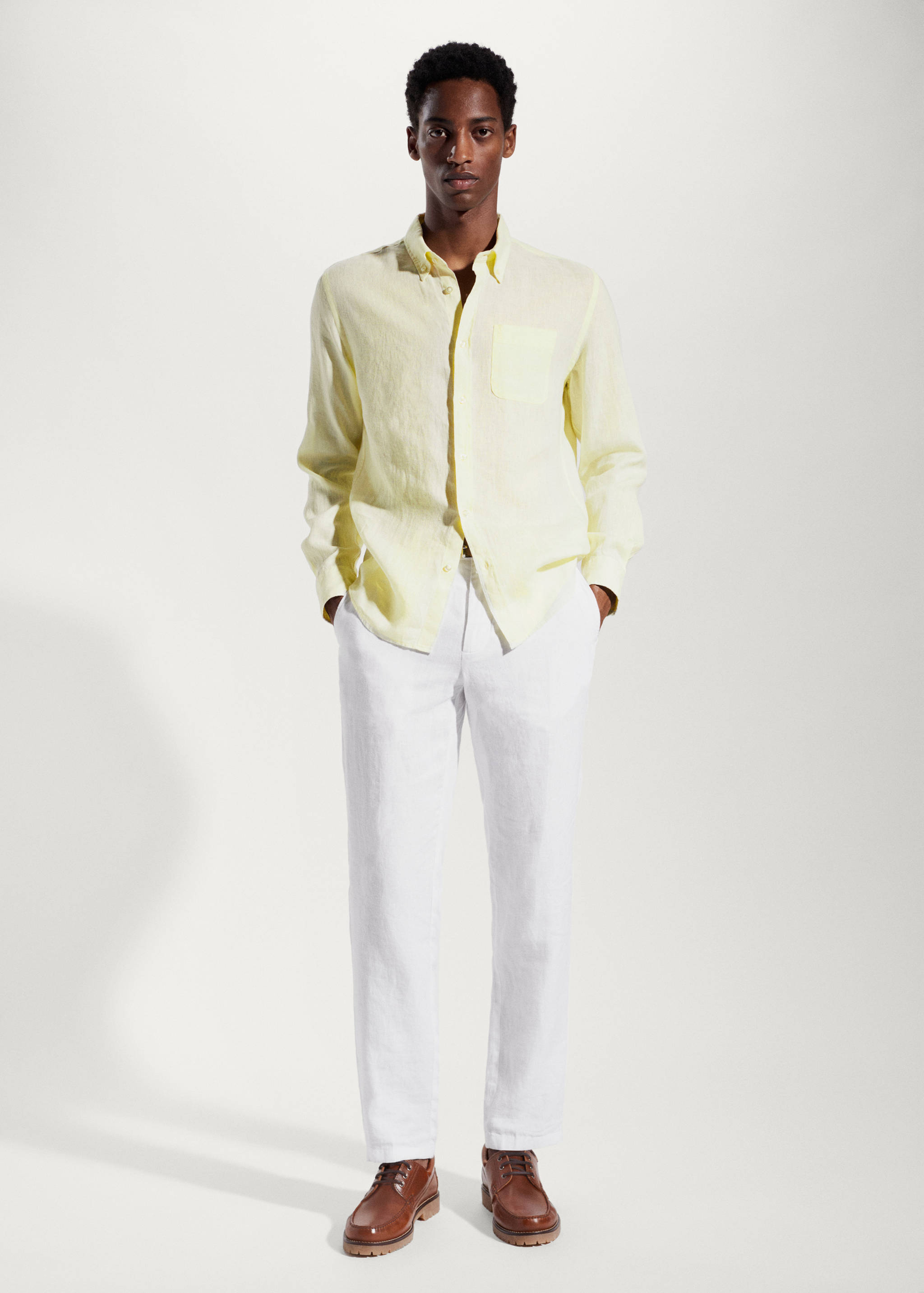 Camisa slim fit 100% lino - Plano general