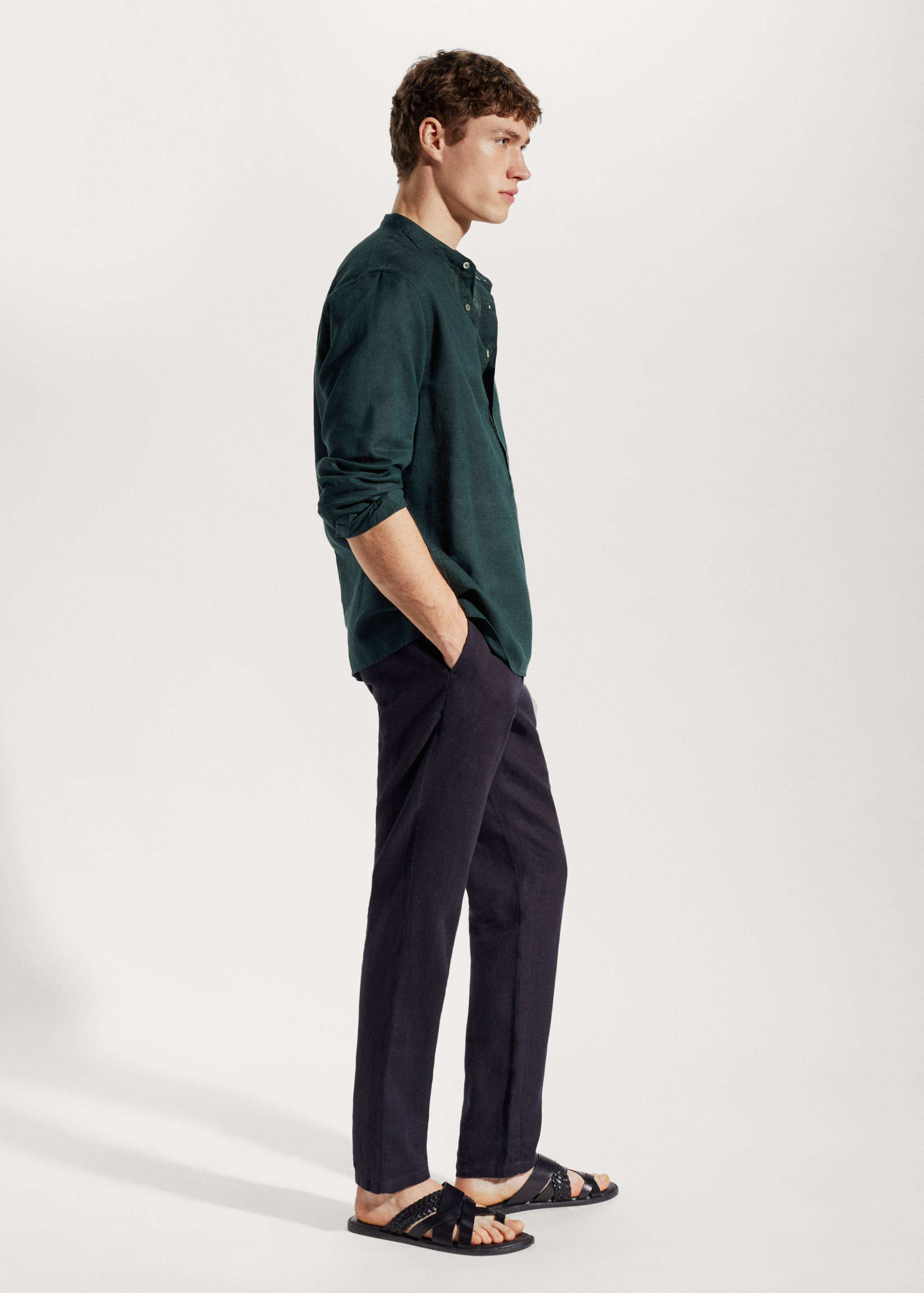 قميص كتان بياقة ماو منتظم - تفاصيل المنتج 2