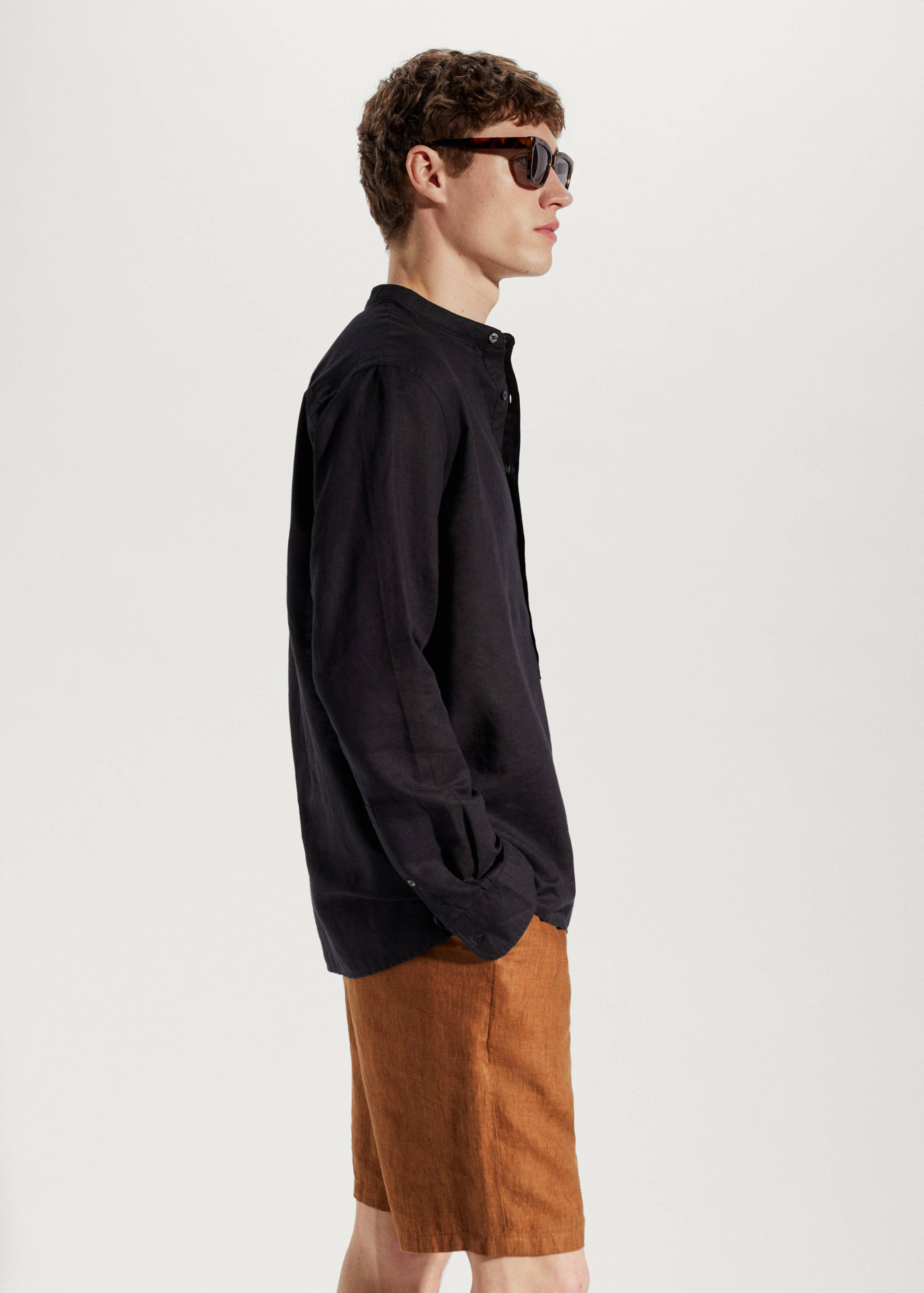 قميص كتان بياقة ماو منتظم - تفاصيل المنتج 2