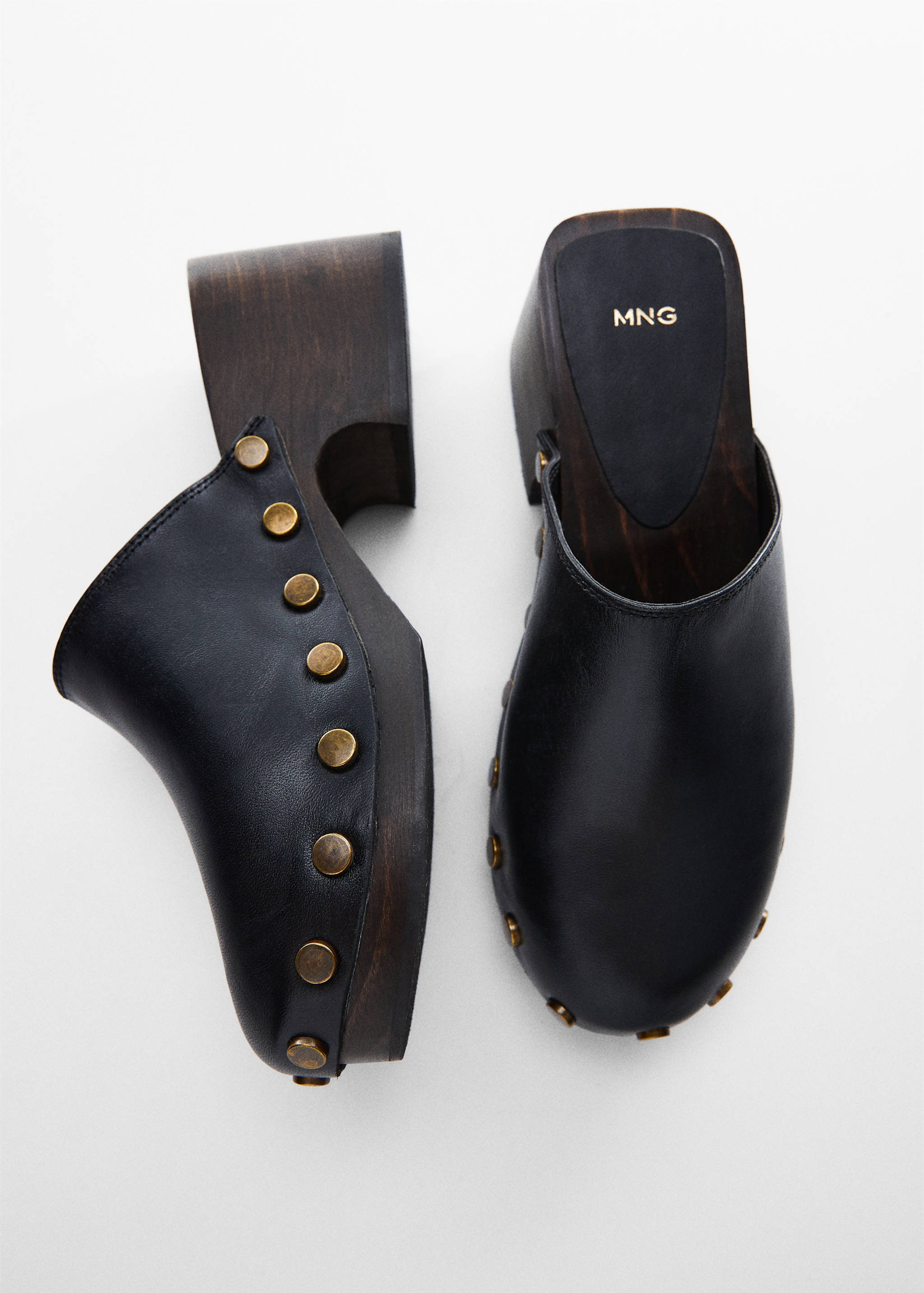 Studded leather clog - Детальніше про товар 5