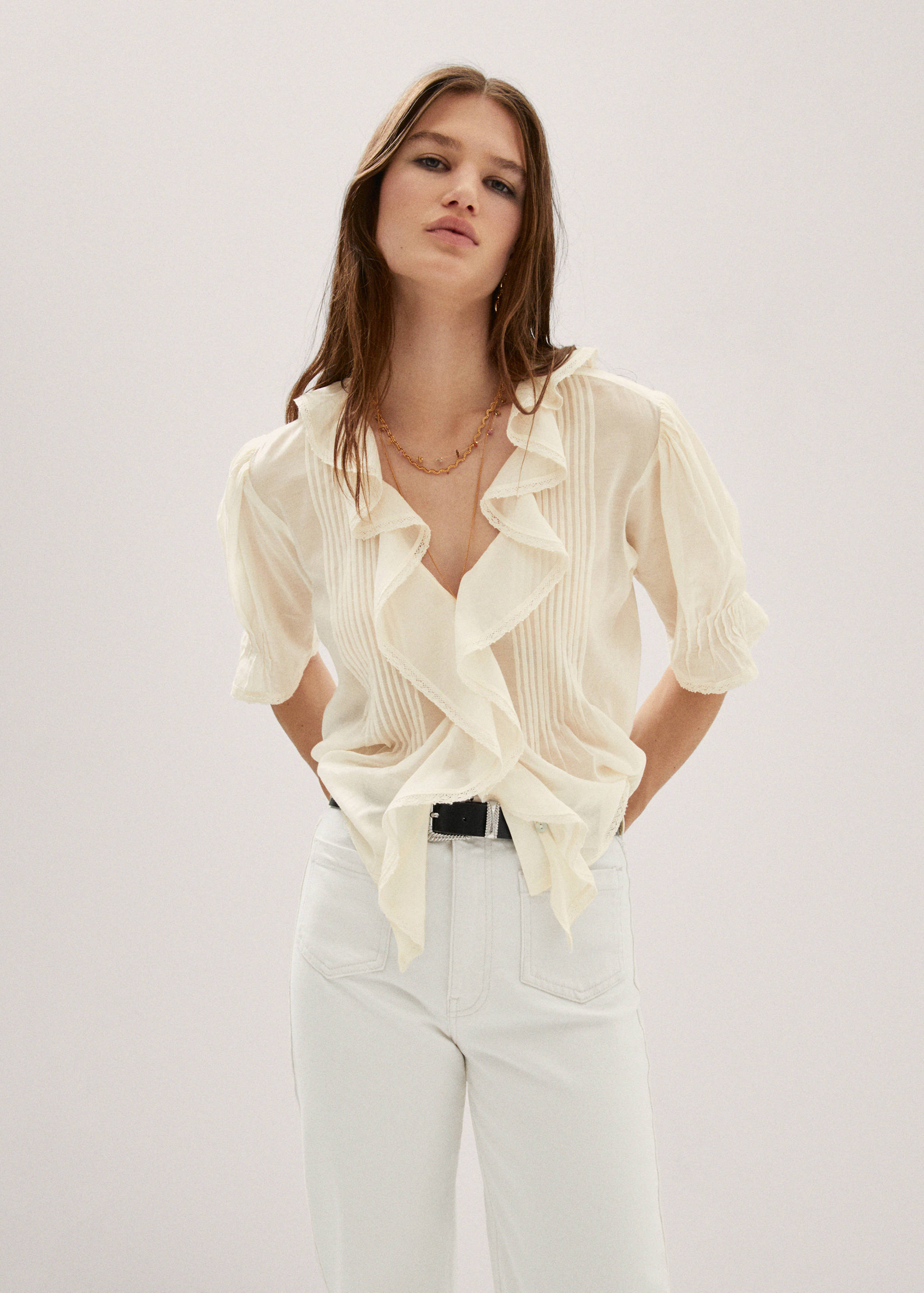 Straight-leg jeans with bow detail - Details of the article 1