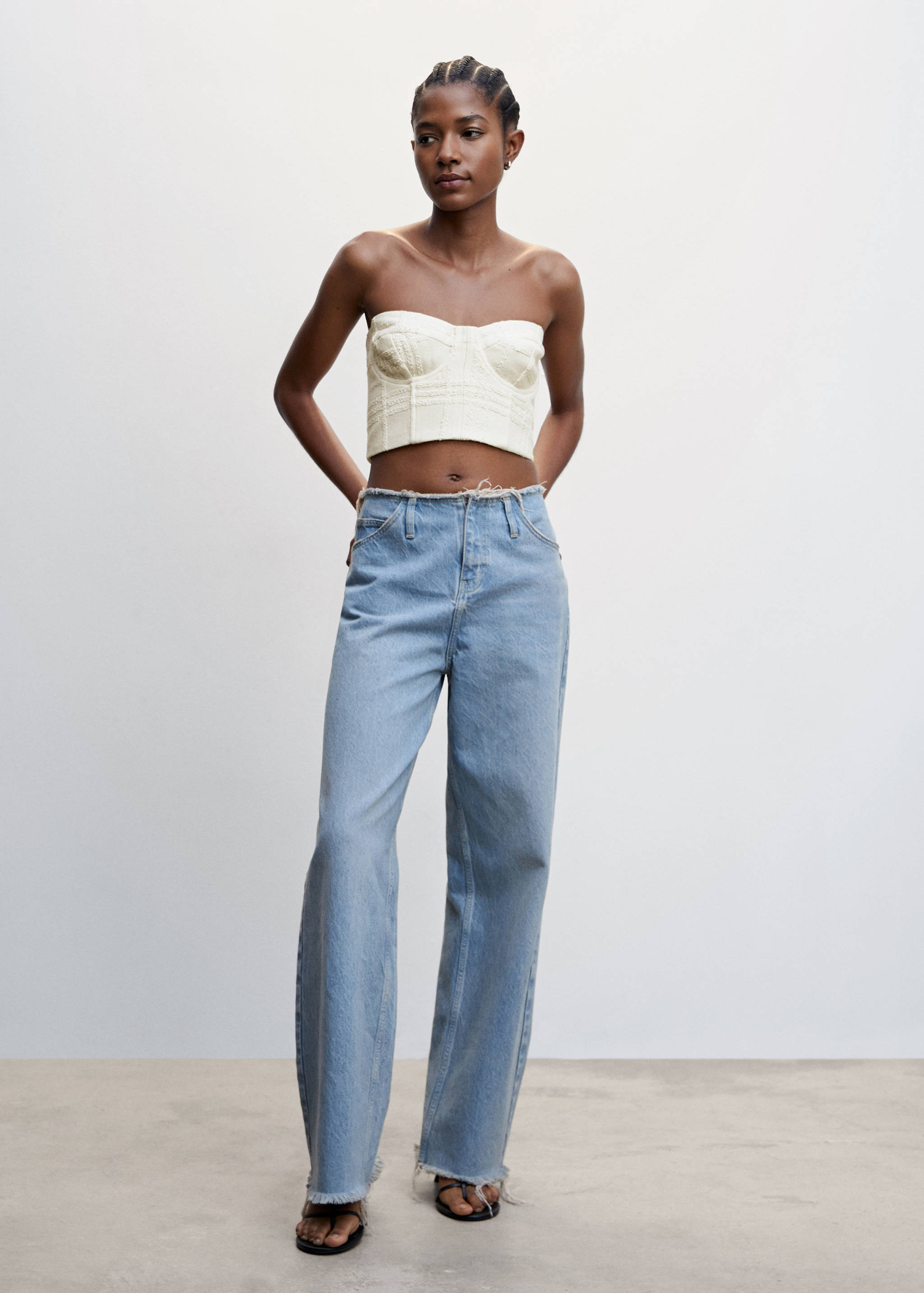 Textured corset top - General plane