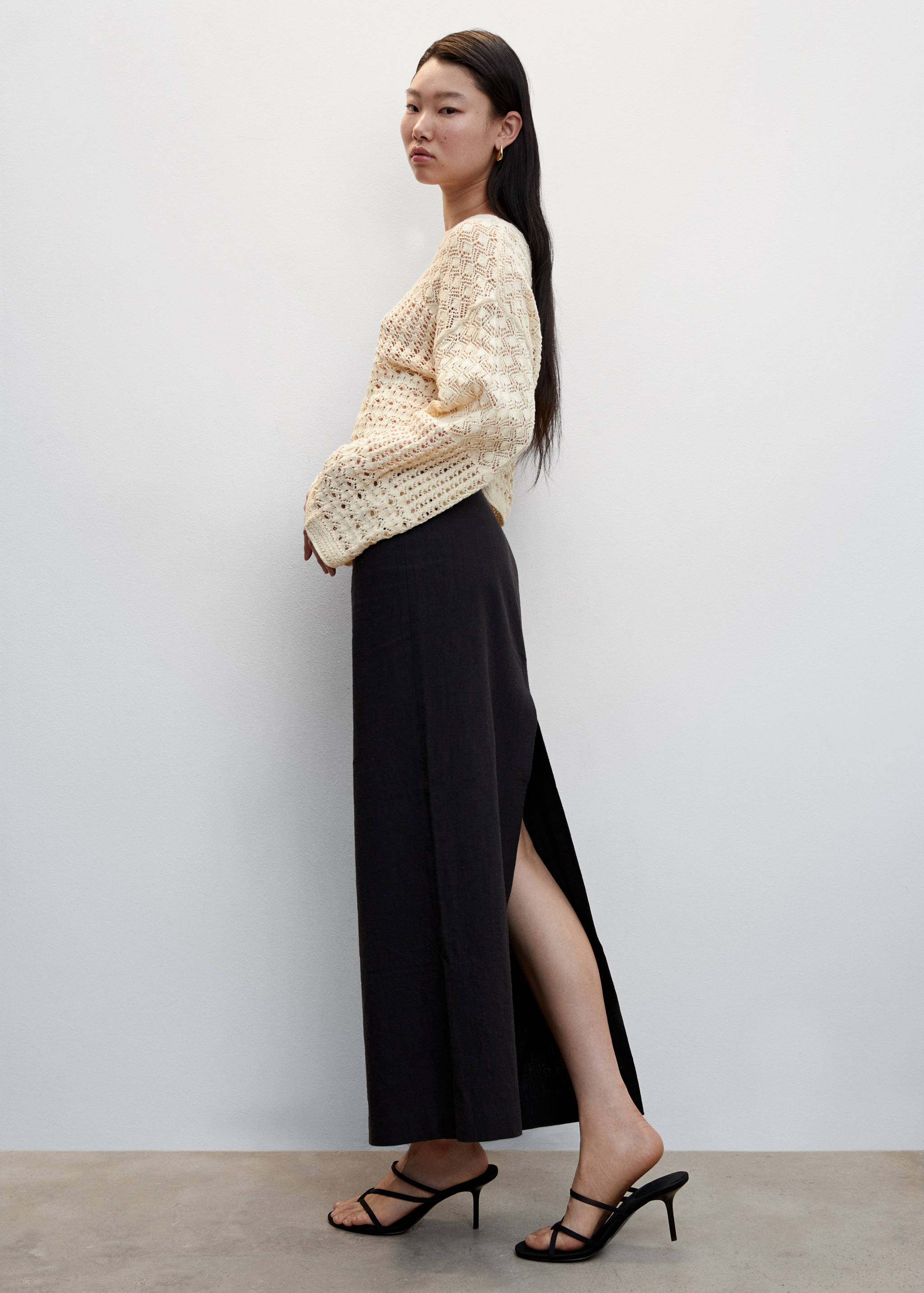 Svetr s děrovanými panely - Detail zboží 2