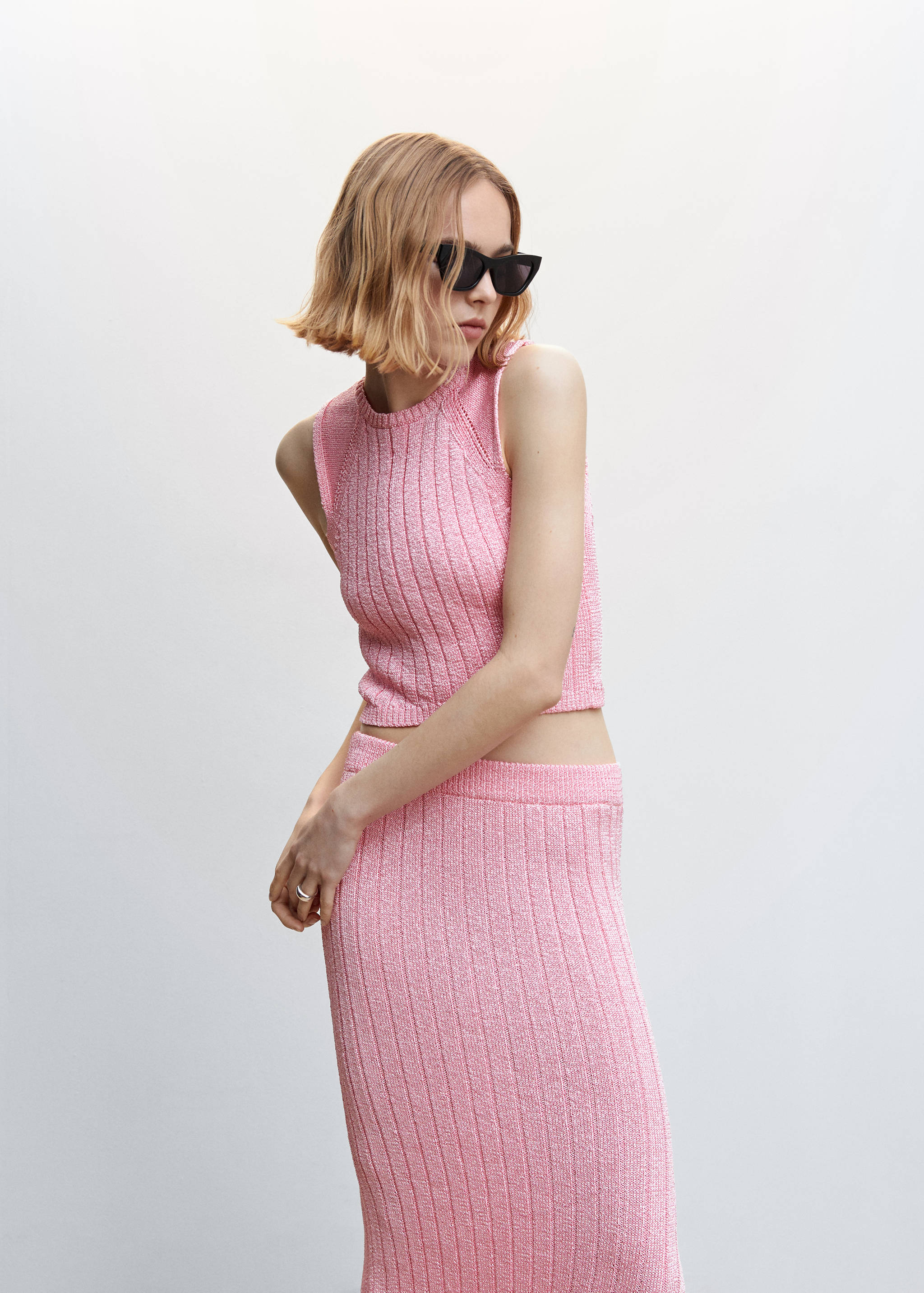 Ribbed midi skirt - Details of the article 1