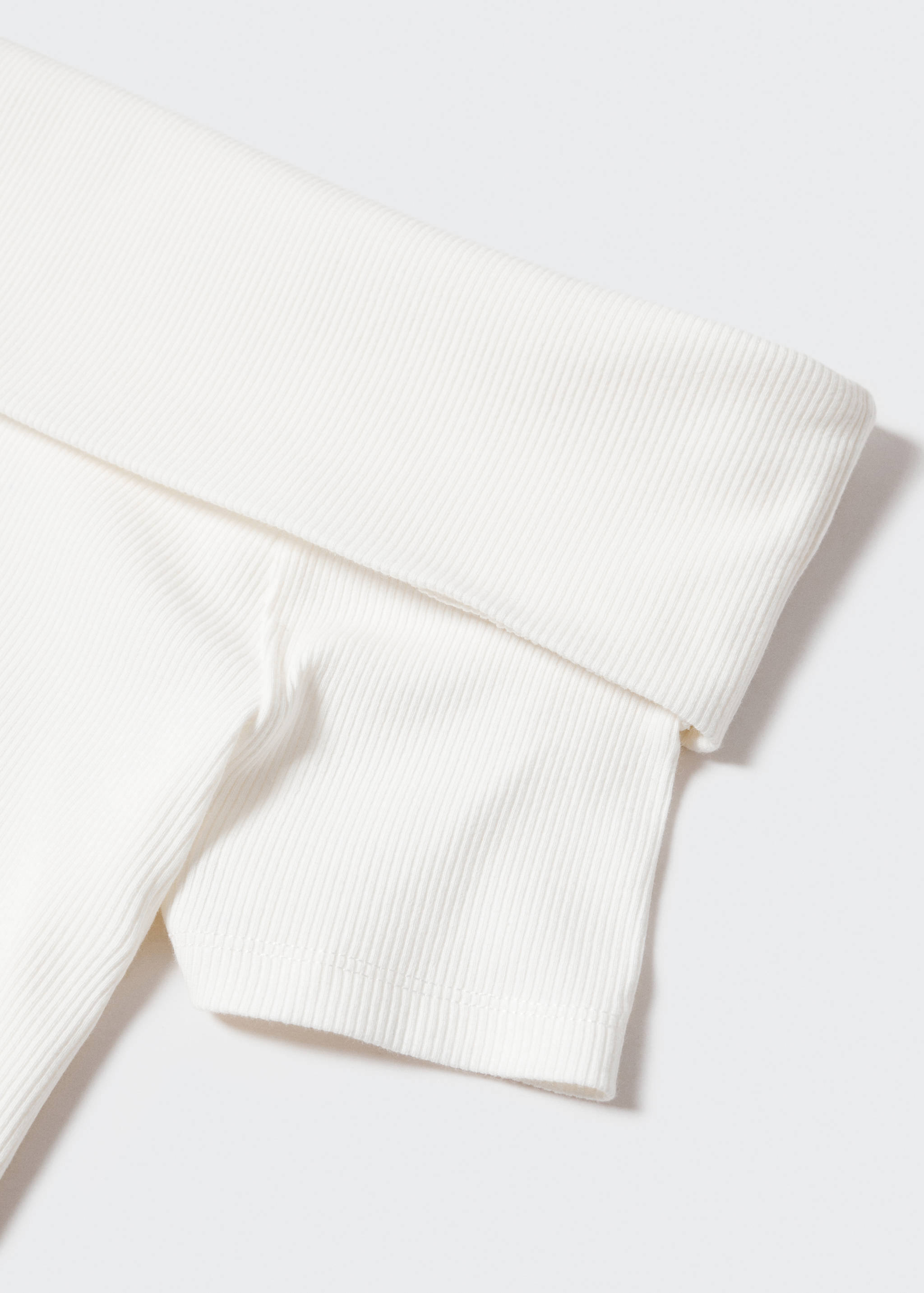 Off-shoulder top - Details of the article 8