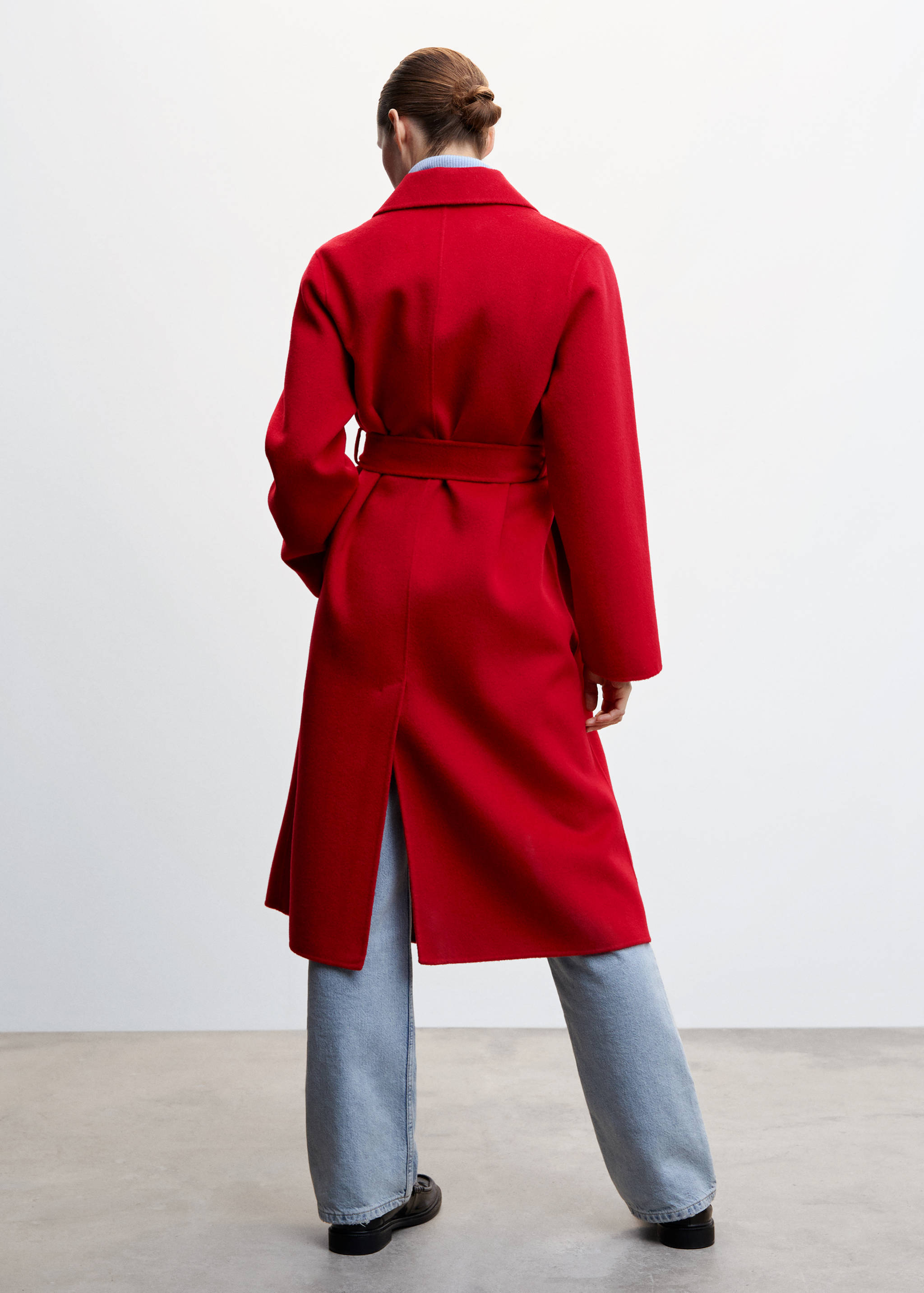 Belt handmade coat - Reverse of the article