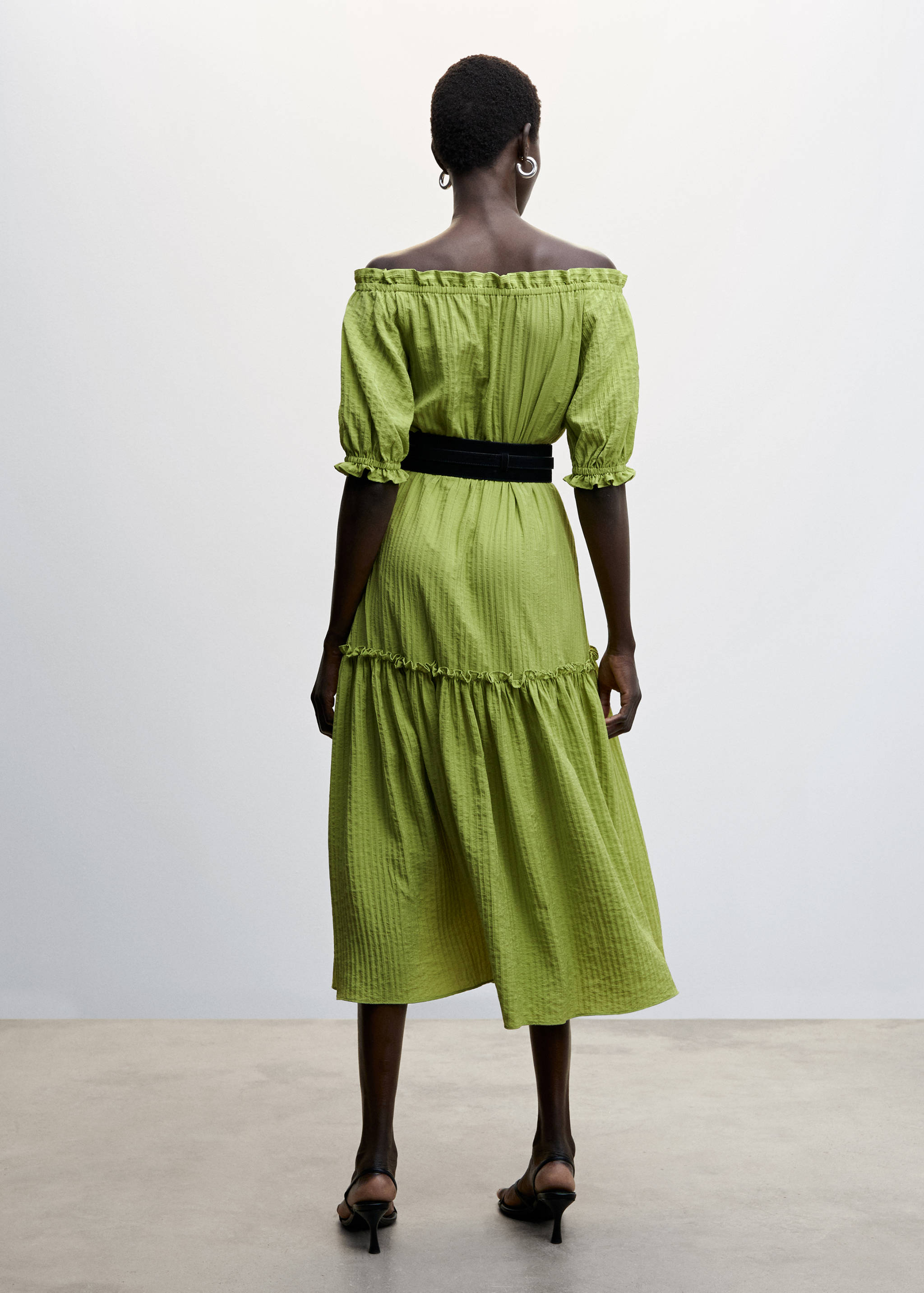 Robe texturée manches bouffantes - Verso de l’article