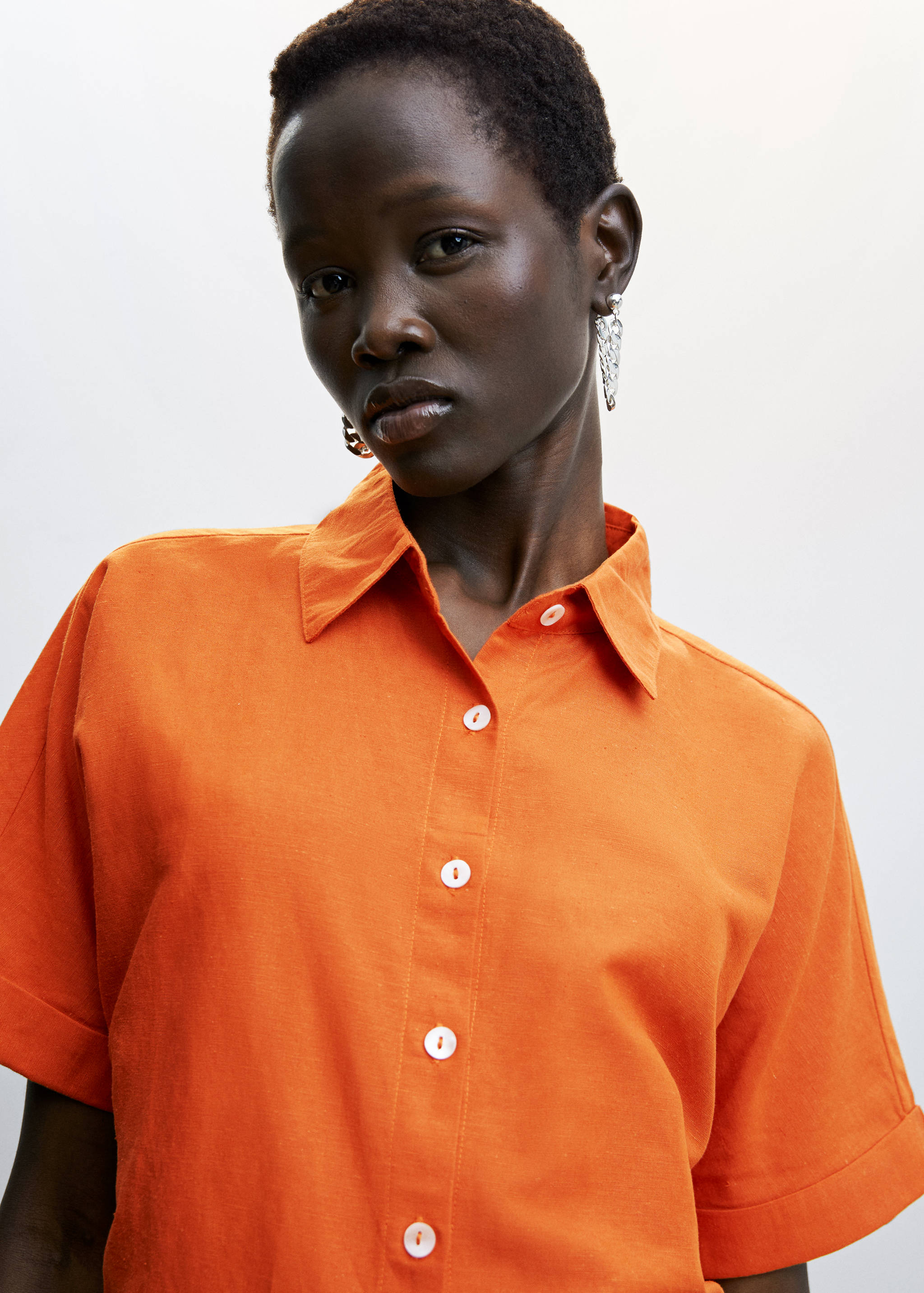 Linen-blend short-sleeve shirt - Details of the article 6