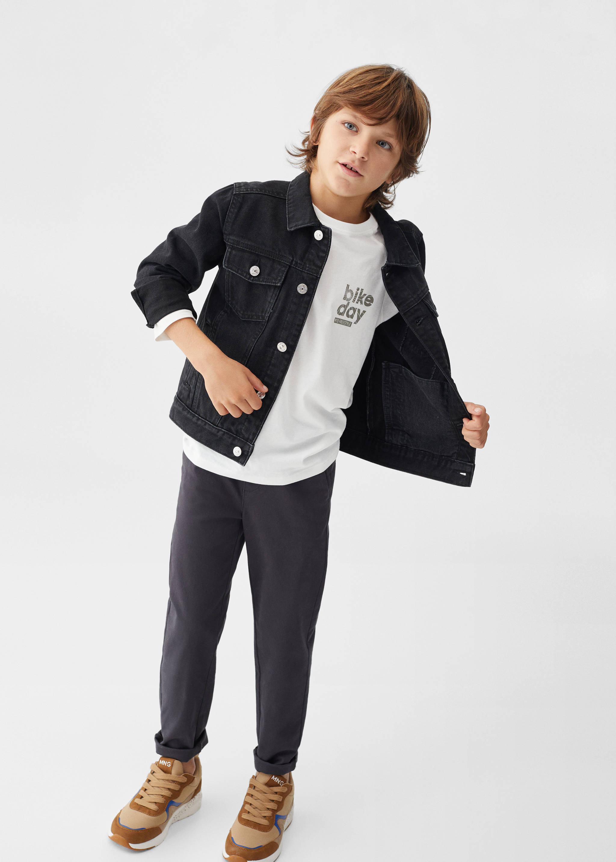 تي شيرت قطني بأكمام طويلة - رؤية عامة