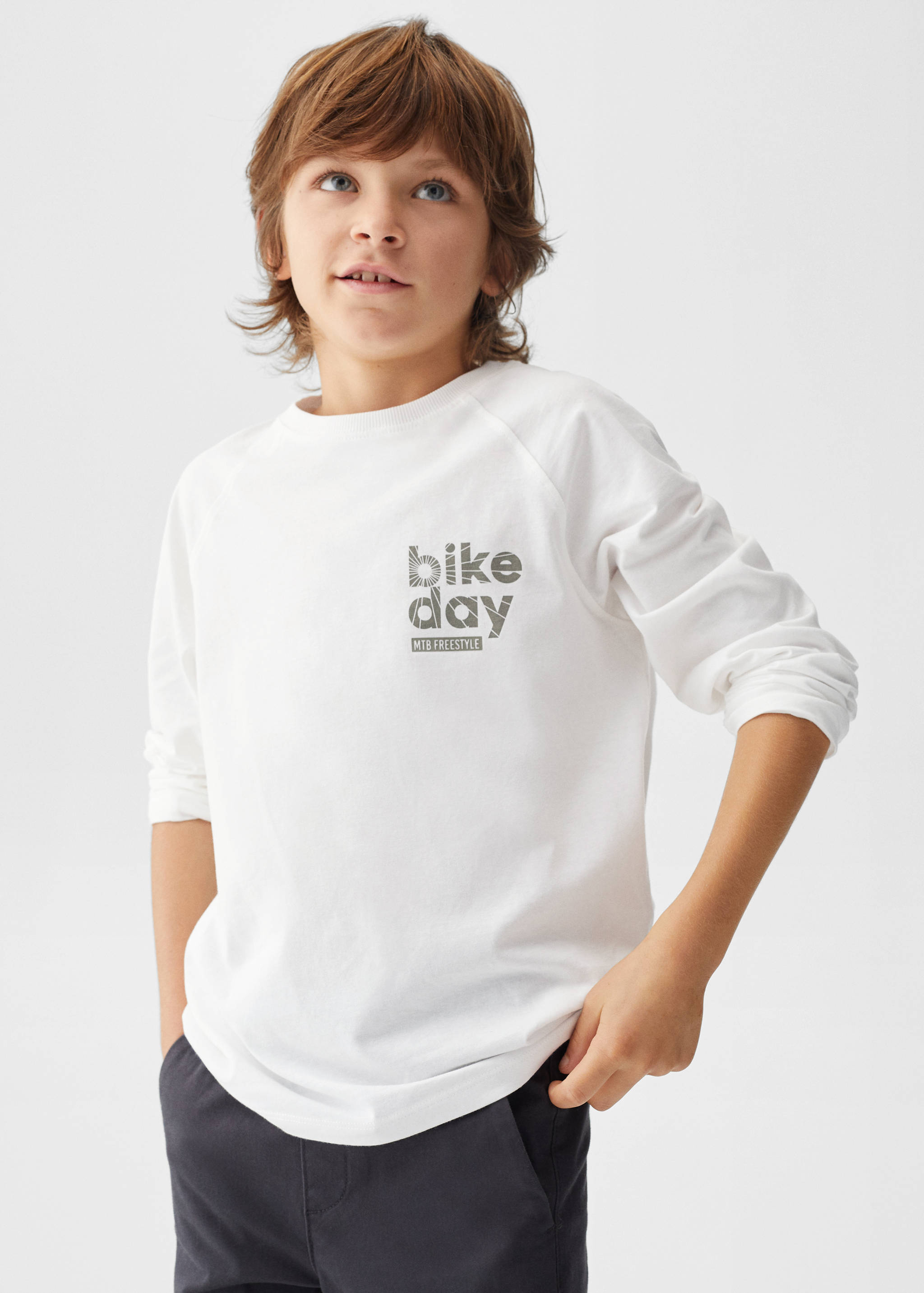 تي شيرت قطني بأكمام طويلة - تفاصيل المنتج 1