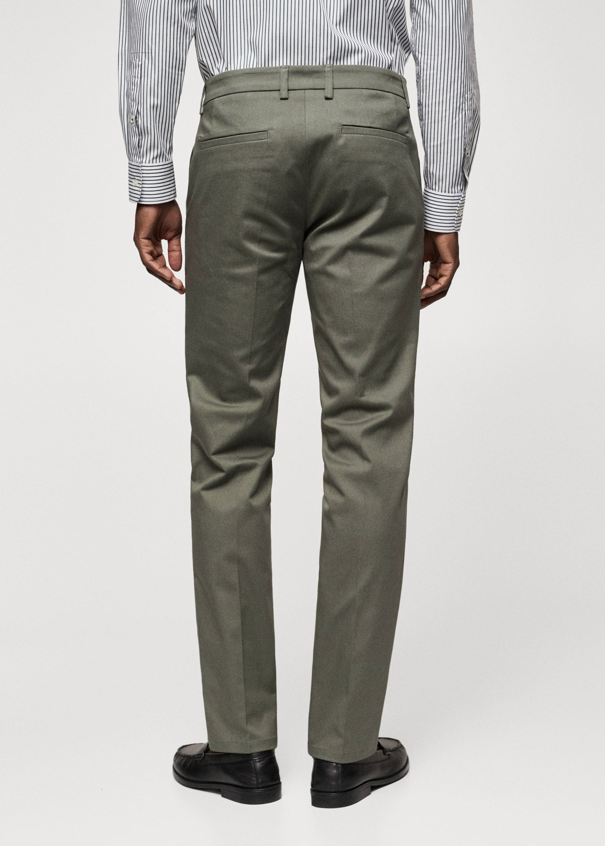 Pantalón chino slim fit - Reverso del artículo