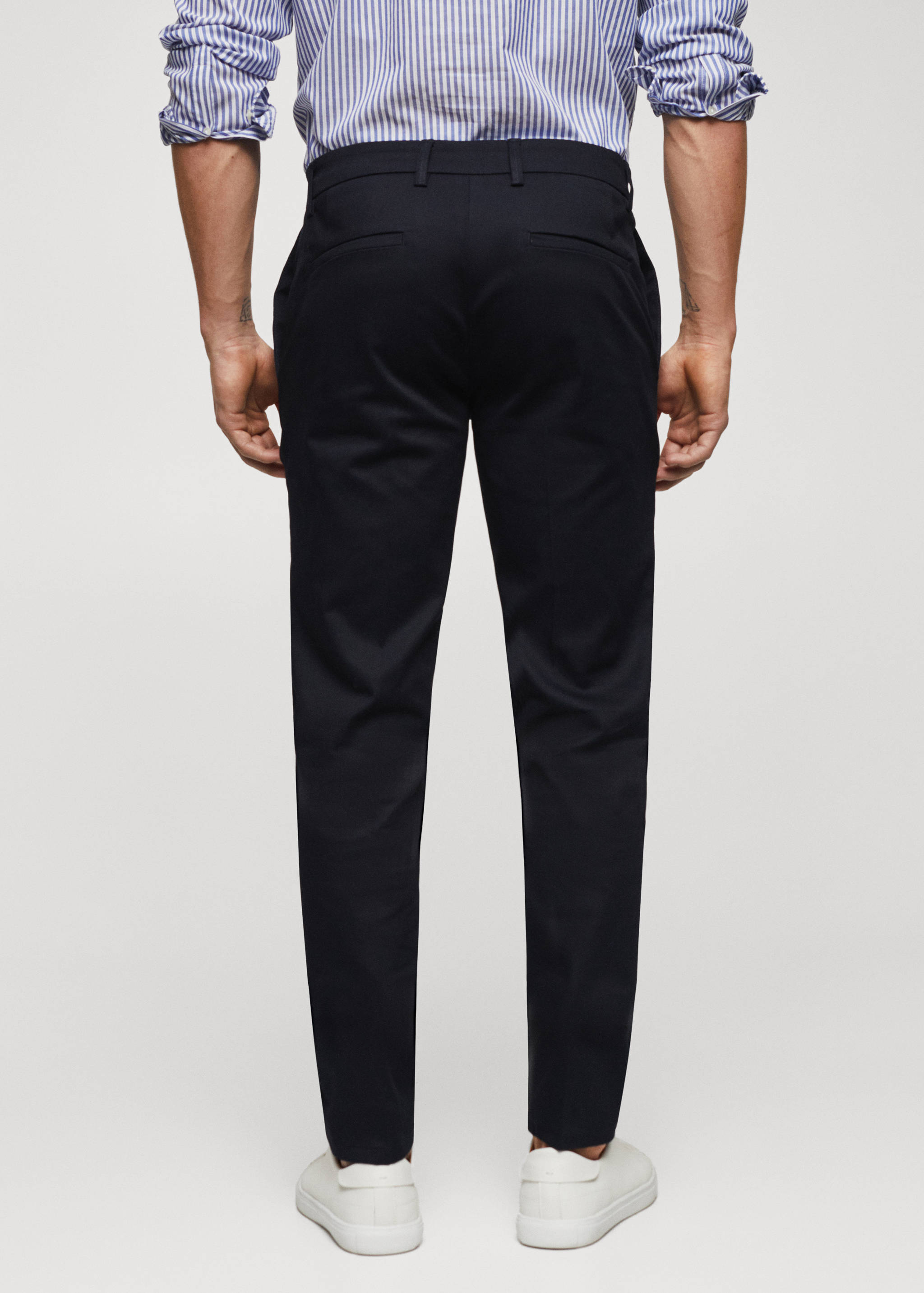 Pantalón chino slim fit - Reverso del artículo