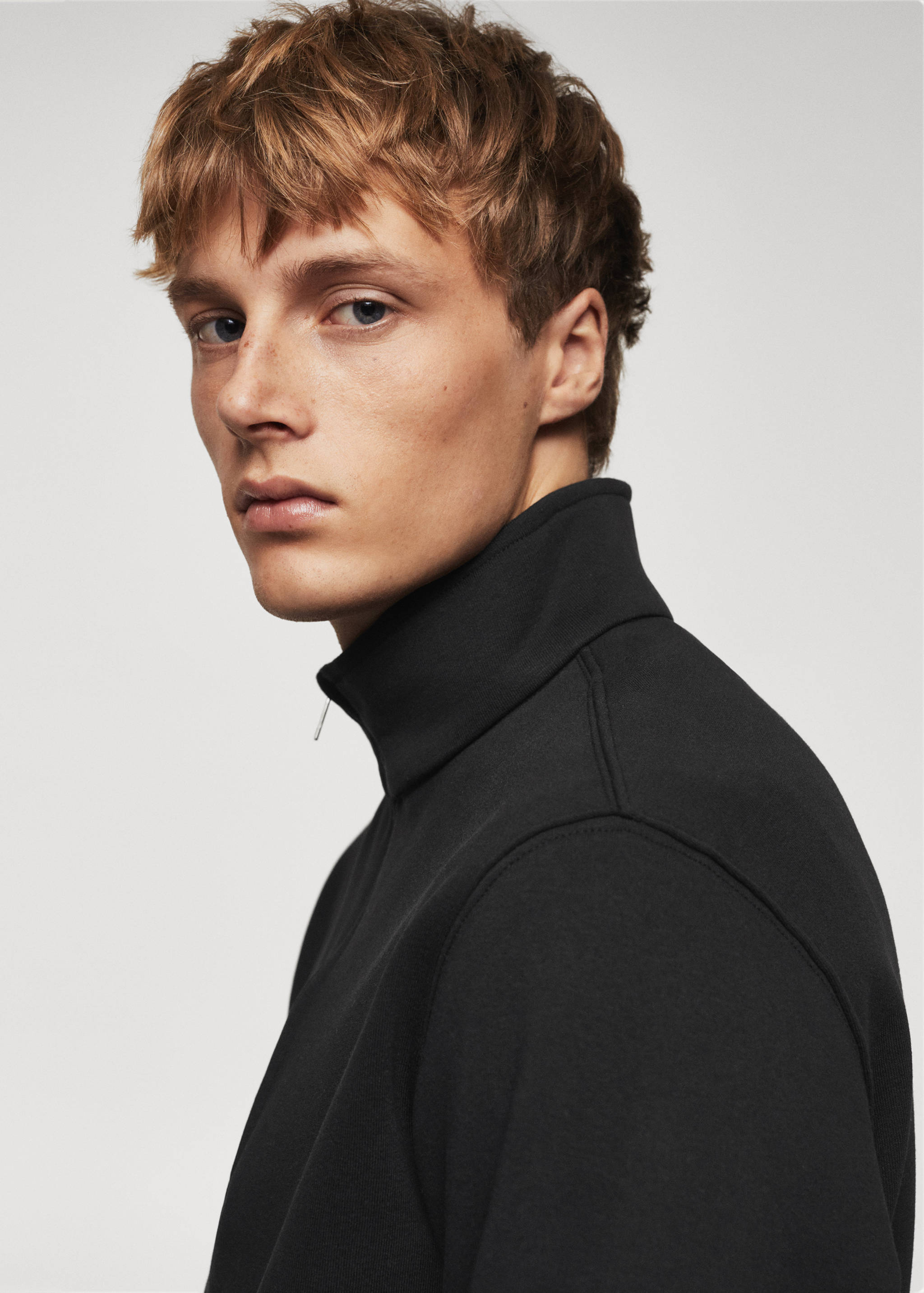 Хлопковый свитшот с воротником на молнии - Деталь изделия 1