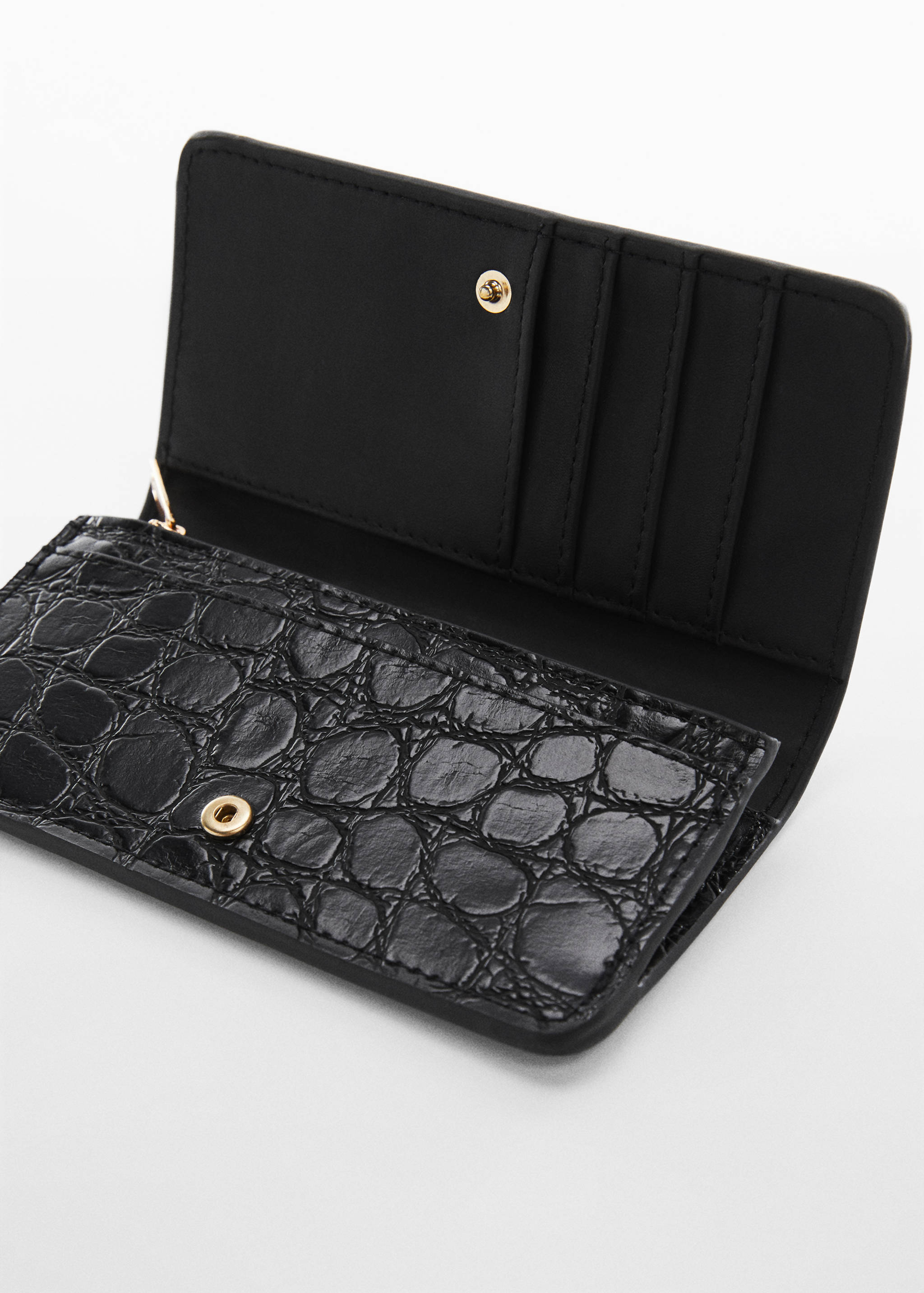 Croc-effect wallet - Details of the article 1