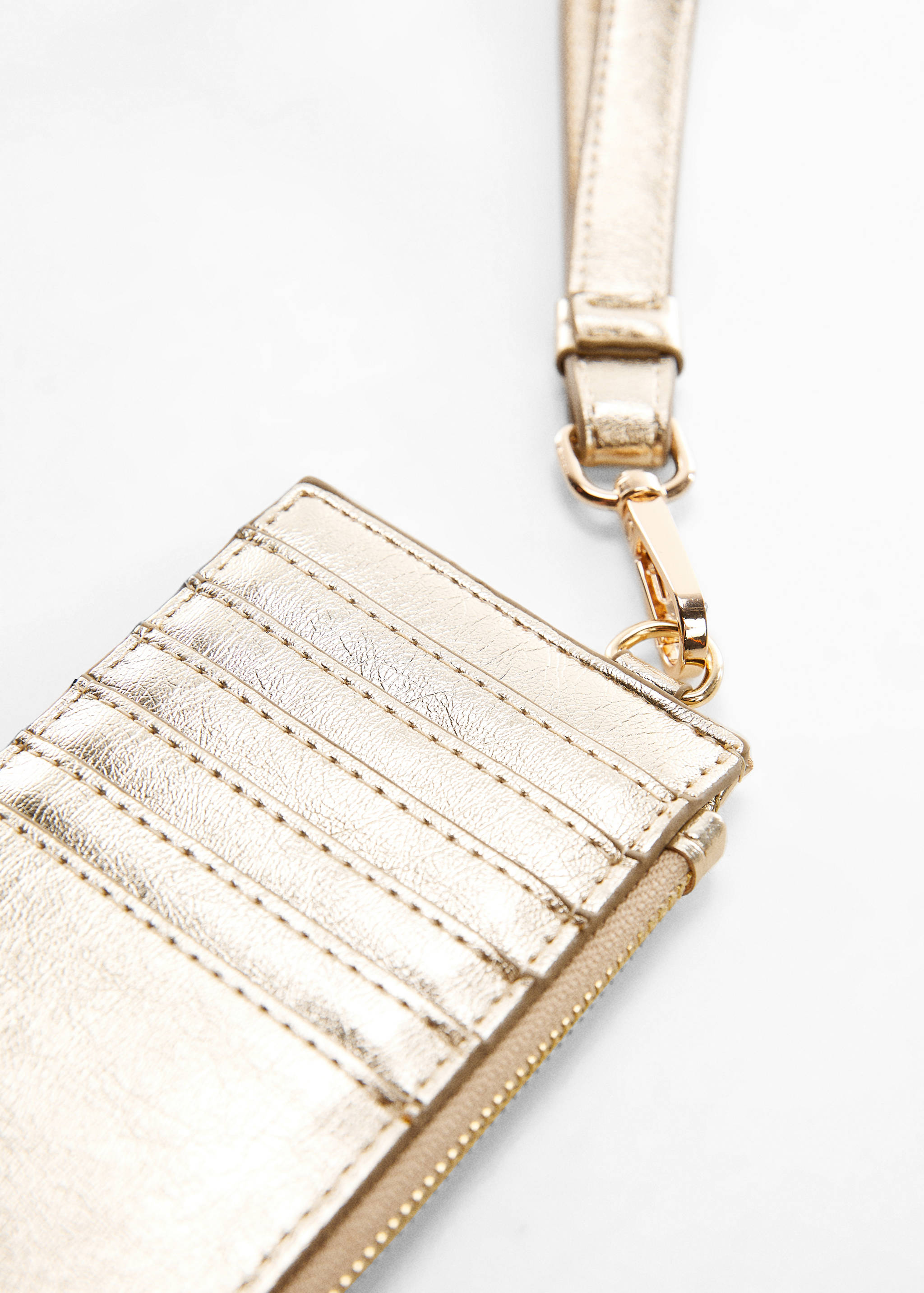 Padded metallic card holder - Details of the article 1