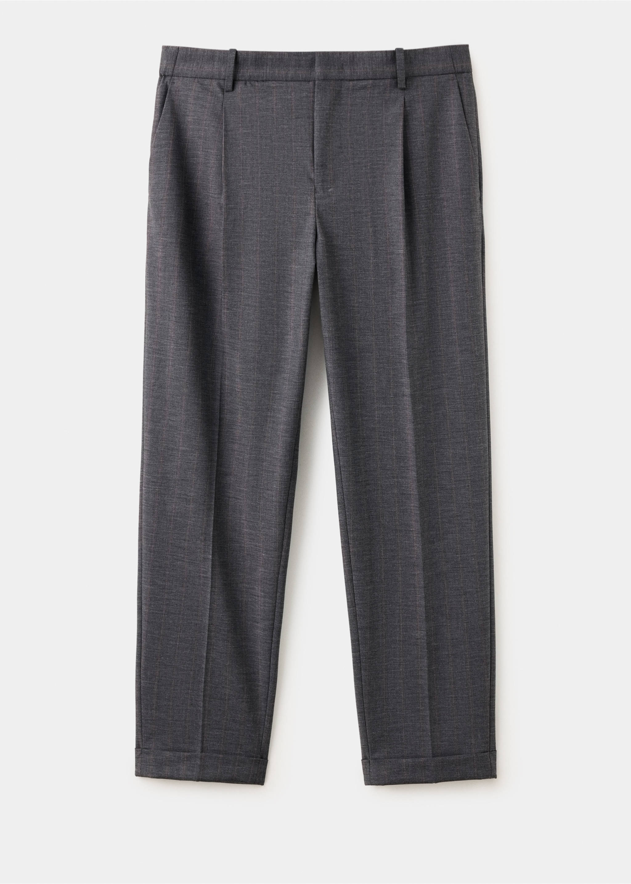 Pantalón de traje de hombre en gris oscuro con pinzas, corte tailored y vuelta en el bajo., Gris oscuro vigoré. Ref: 47041323-00.