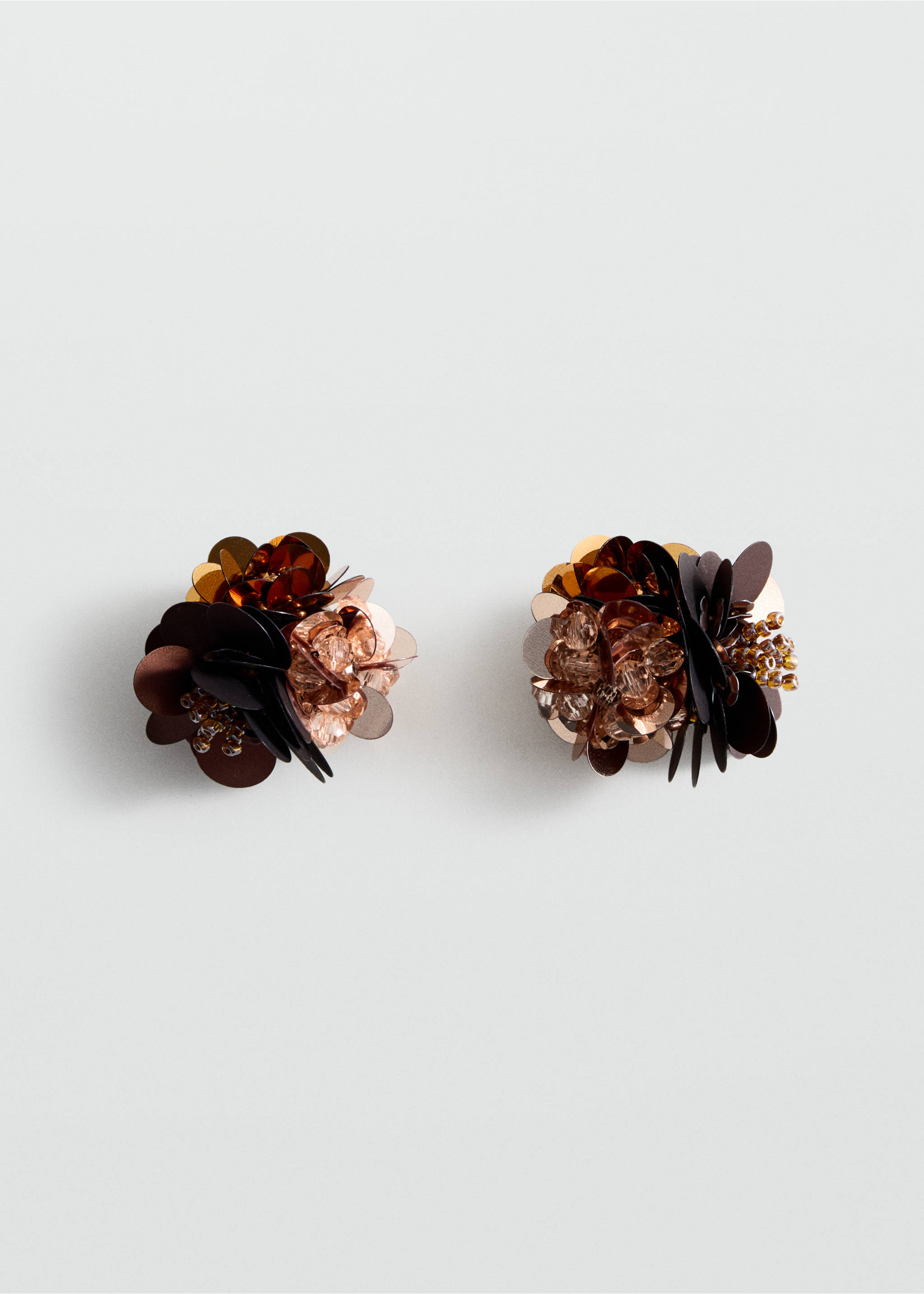 Brown sequin and beaded floral cluster earrings., Orange. Ref: 47041387-00.
