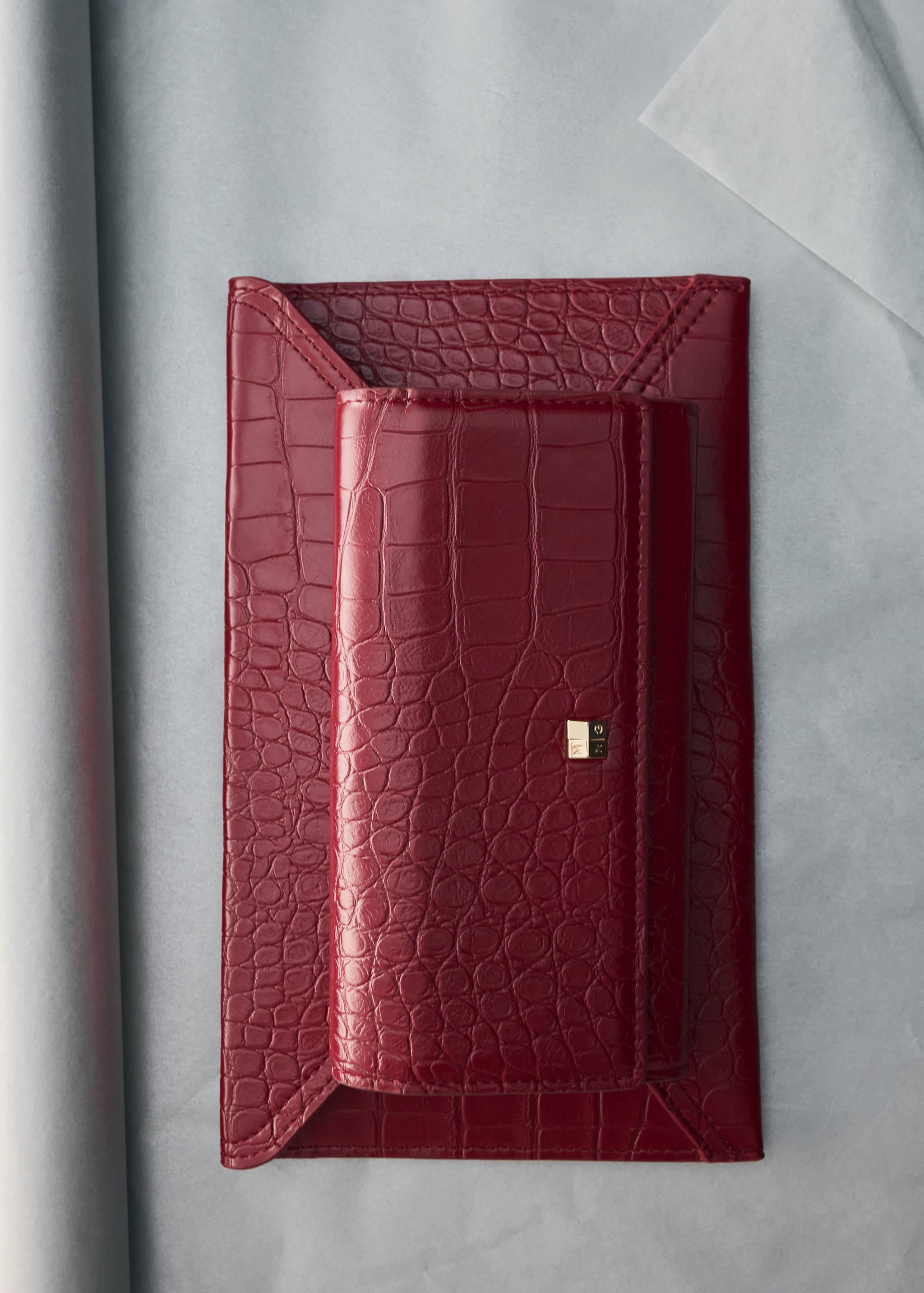 Glossy coconut pouch - Details of the article 5