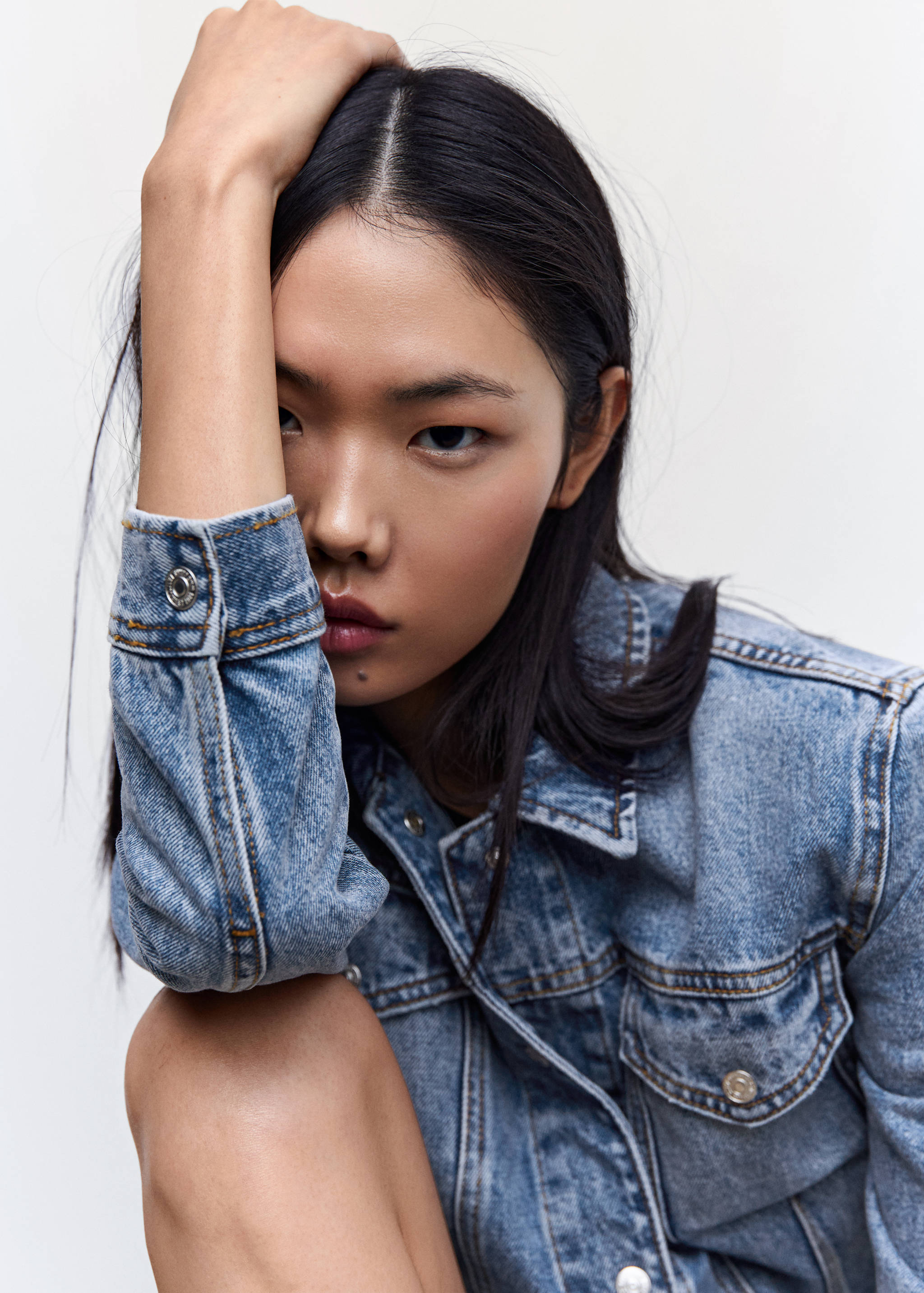 جاكيت دنيم بجيوب - تفاصيل المنتج 1