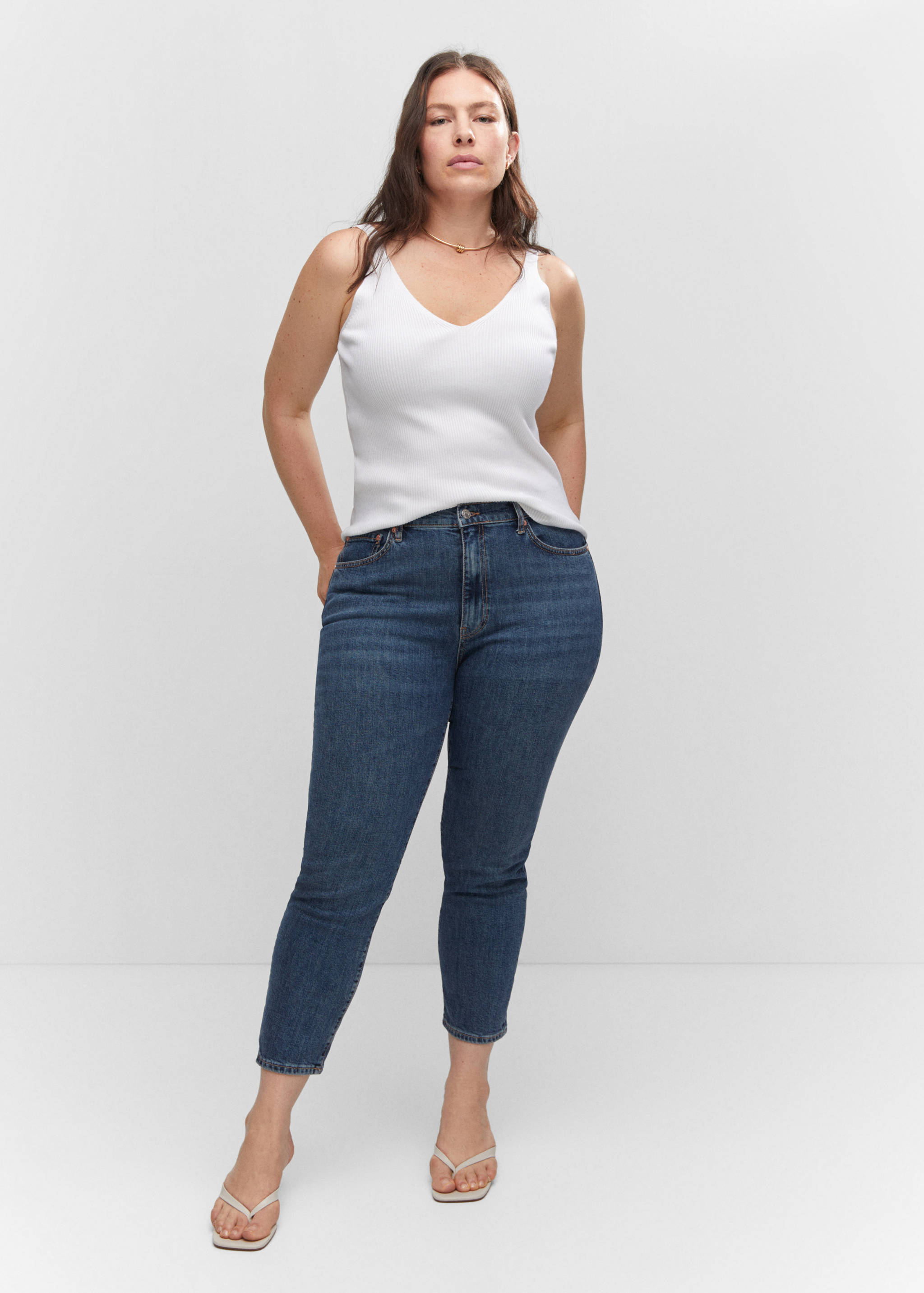 Slim cropped jeans - Details of the article 3