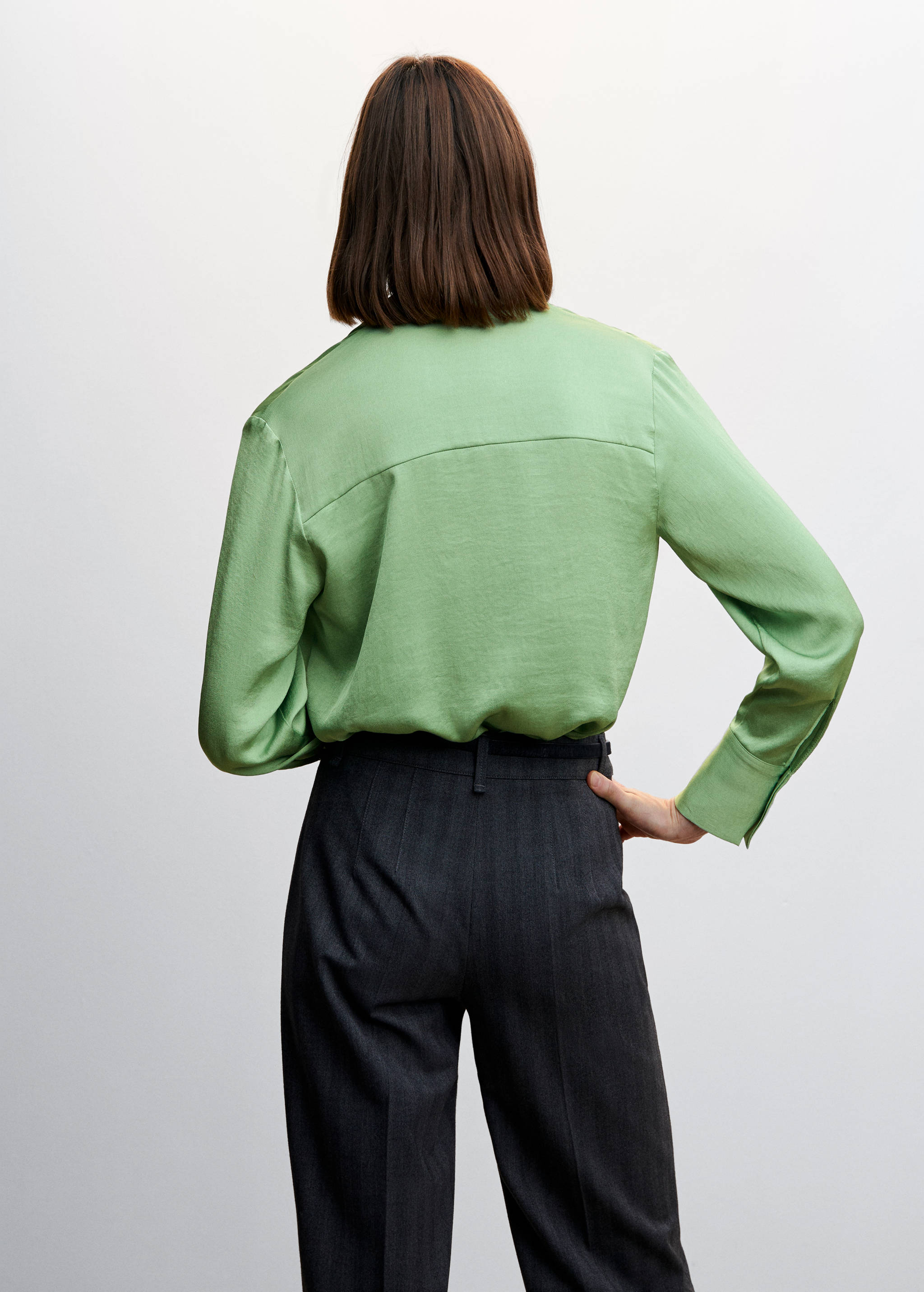 Satin finish flowy shirt - Reverse of the article