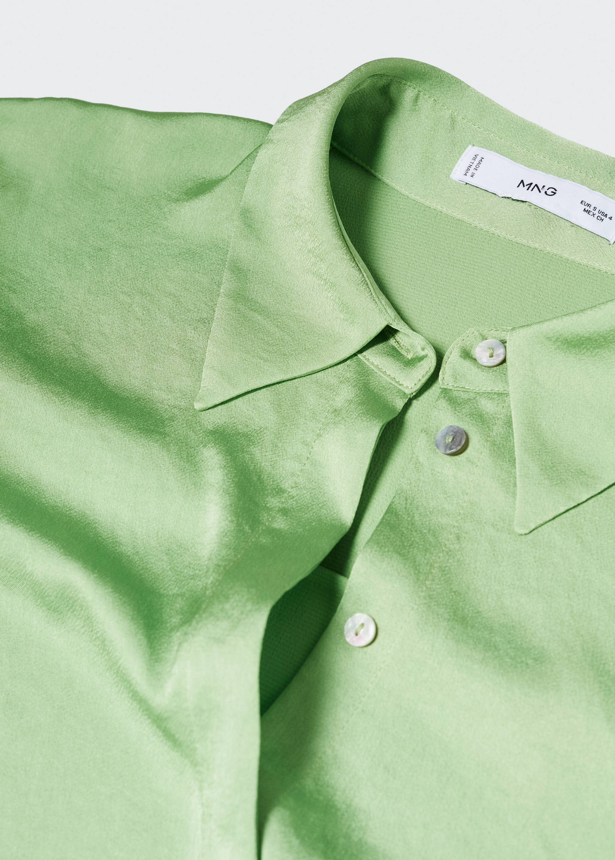 Satin finish flowy shirt - Details of the article 8