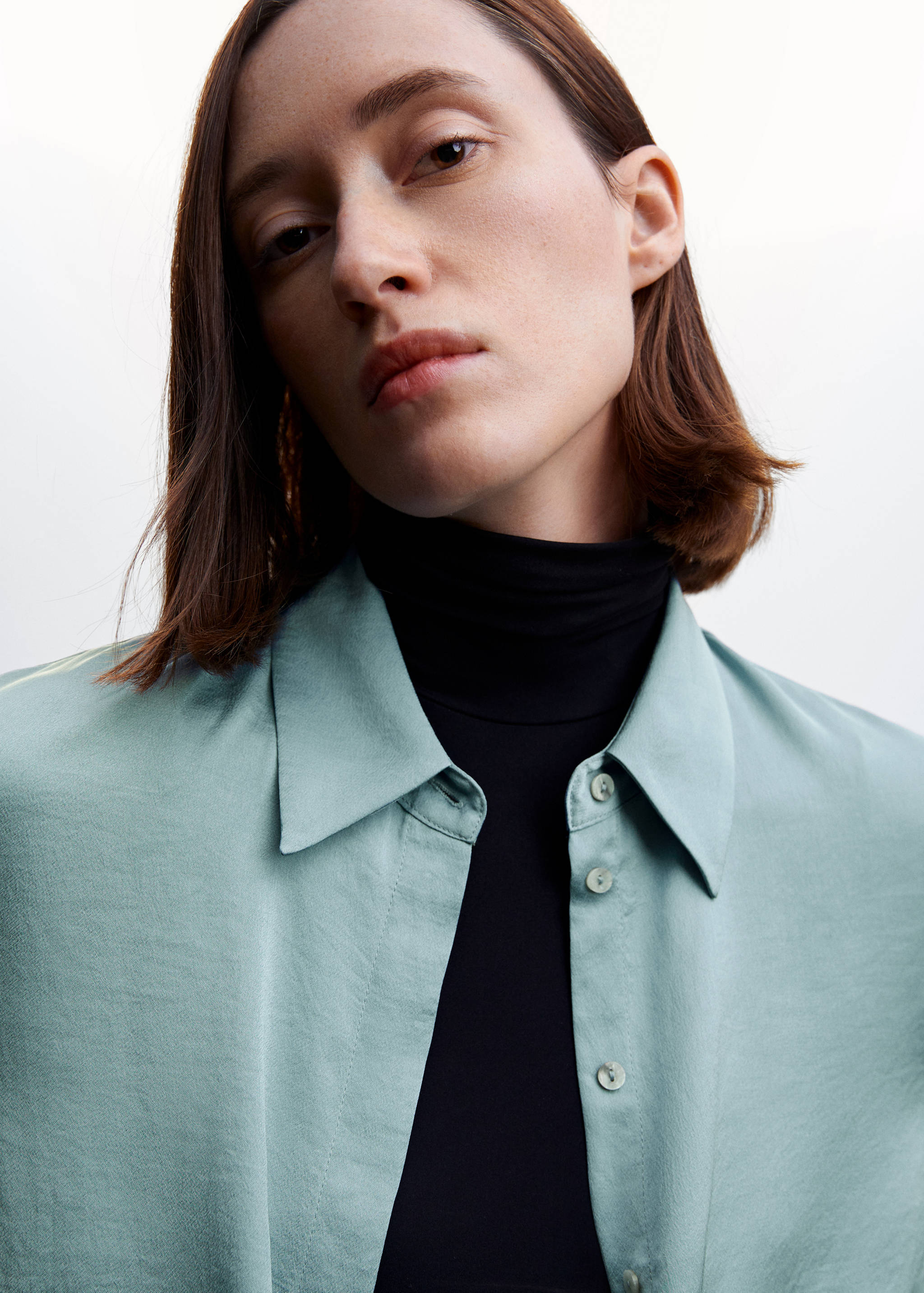 Satin finish flowy shirt - Details of the article 1