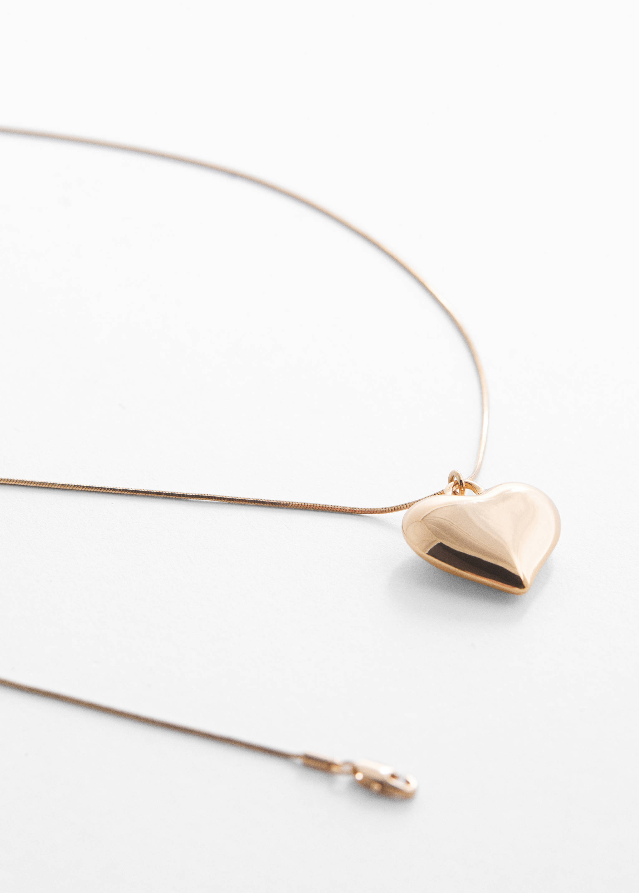 Collier cœurs - Plan moyen